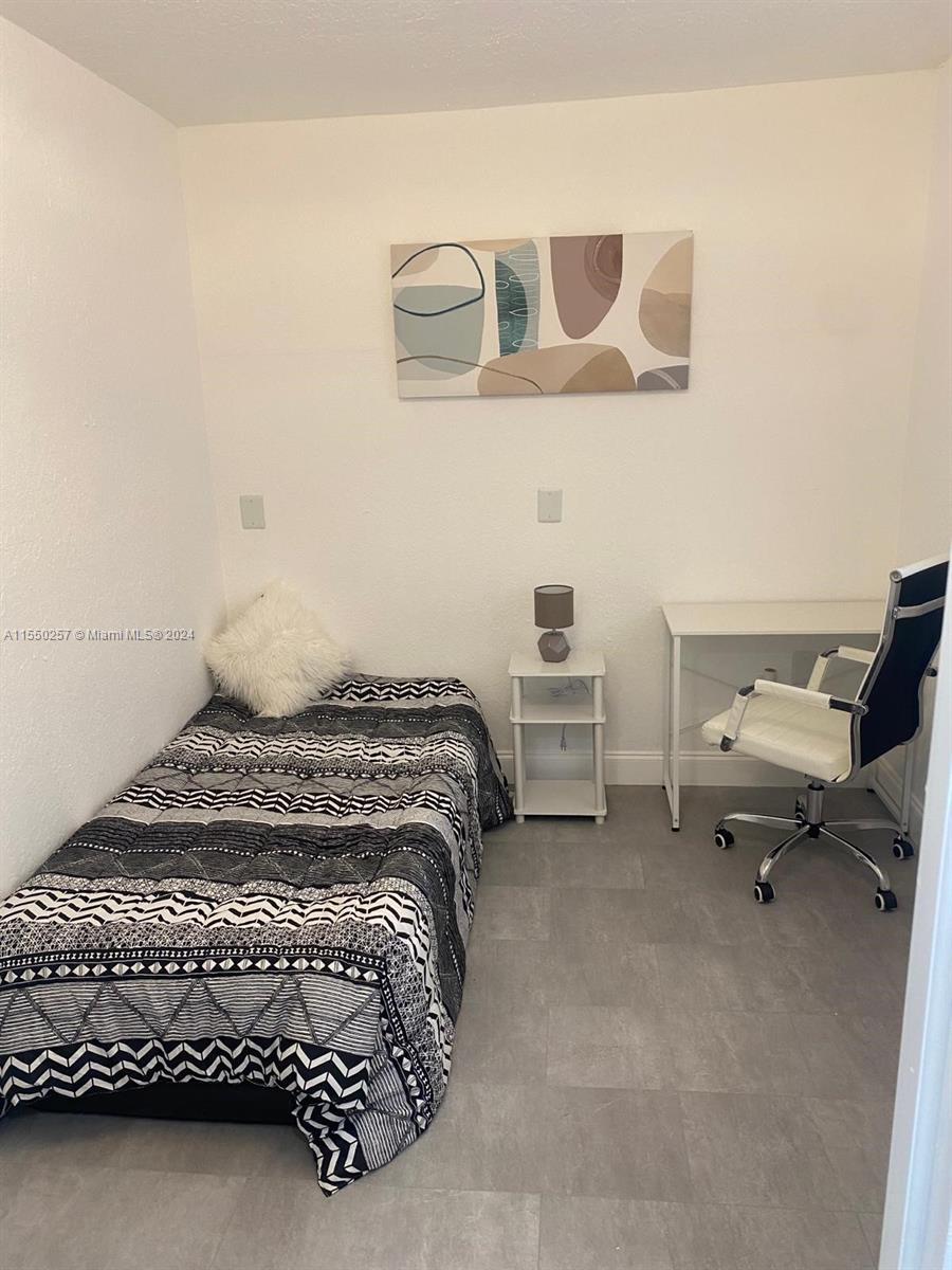 16410 Miami Dr 502, North Miami Beach, Florida 33162, 2 Bedrooms Bedrooms, ,1 BathroomBathrooms,Residential,For Sale,16410 Miami Dr 502,A11550257