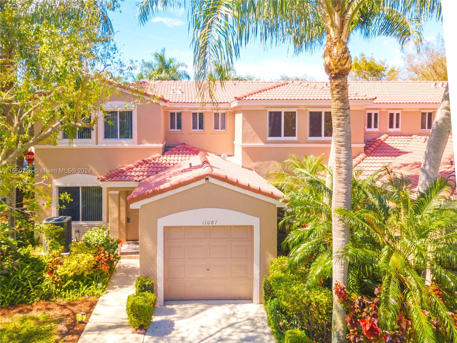 11087 16th Mnr, Davie, FL, 33324 United States, 3 Bedrooms Bedrooms, ,2 BathroomsBathrooms,Residential,For Sale,16th Mnr,A11550228