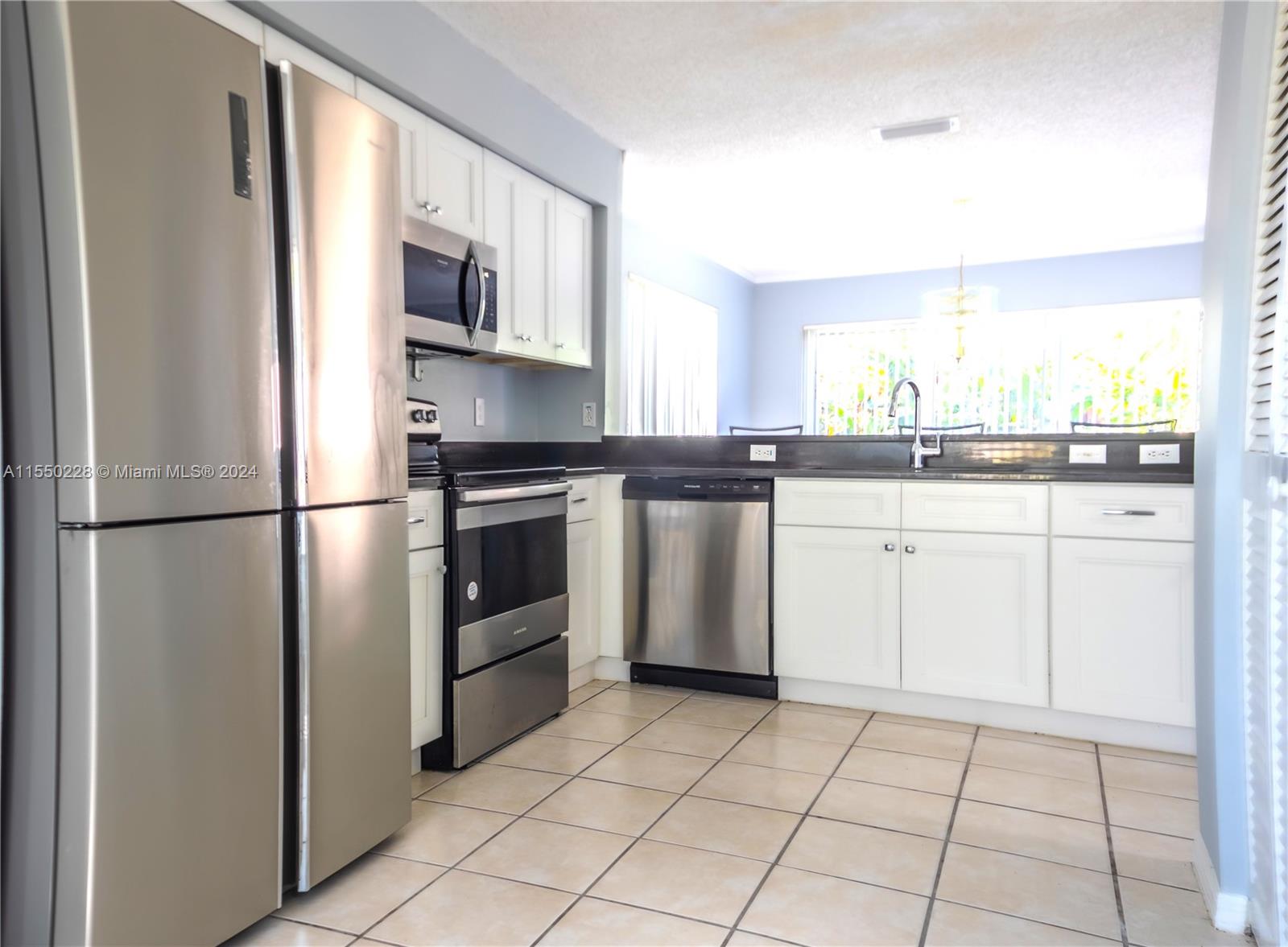 11087 16th Mnr, Davie, FL, 33324 United States, 3 Bedrooms Bedrooms, ,2 BathroomsBathrooms,Residential,For Sale,16th Mnr,A11550228