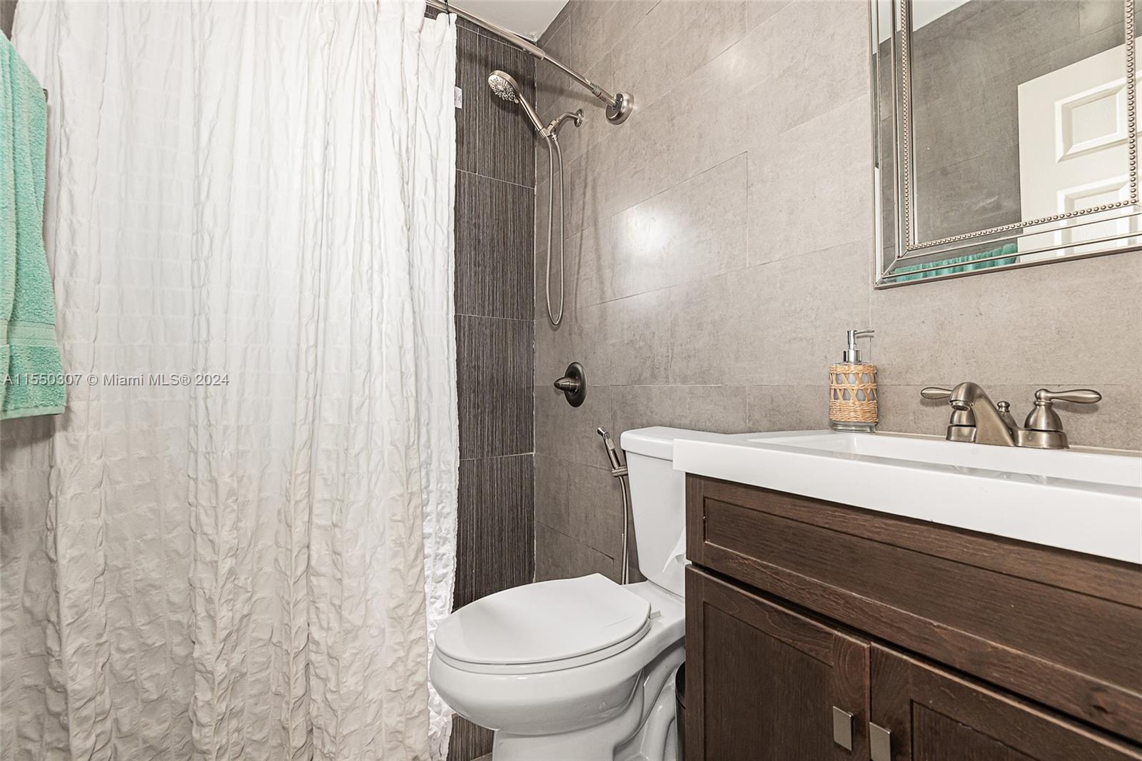 142 18th St, Hialeah, FL, 33010 United States, 4 Bedrooms Bedrooms, ,1 BathroomBathrooms,Residential,For Sale,18th St,A11550307