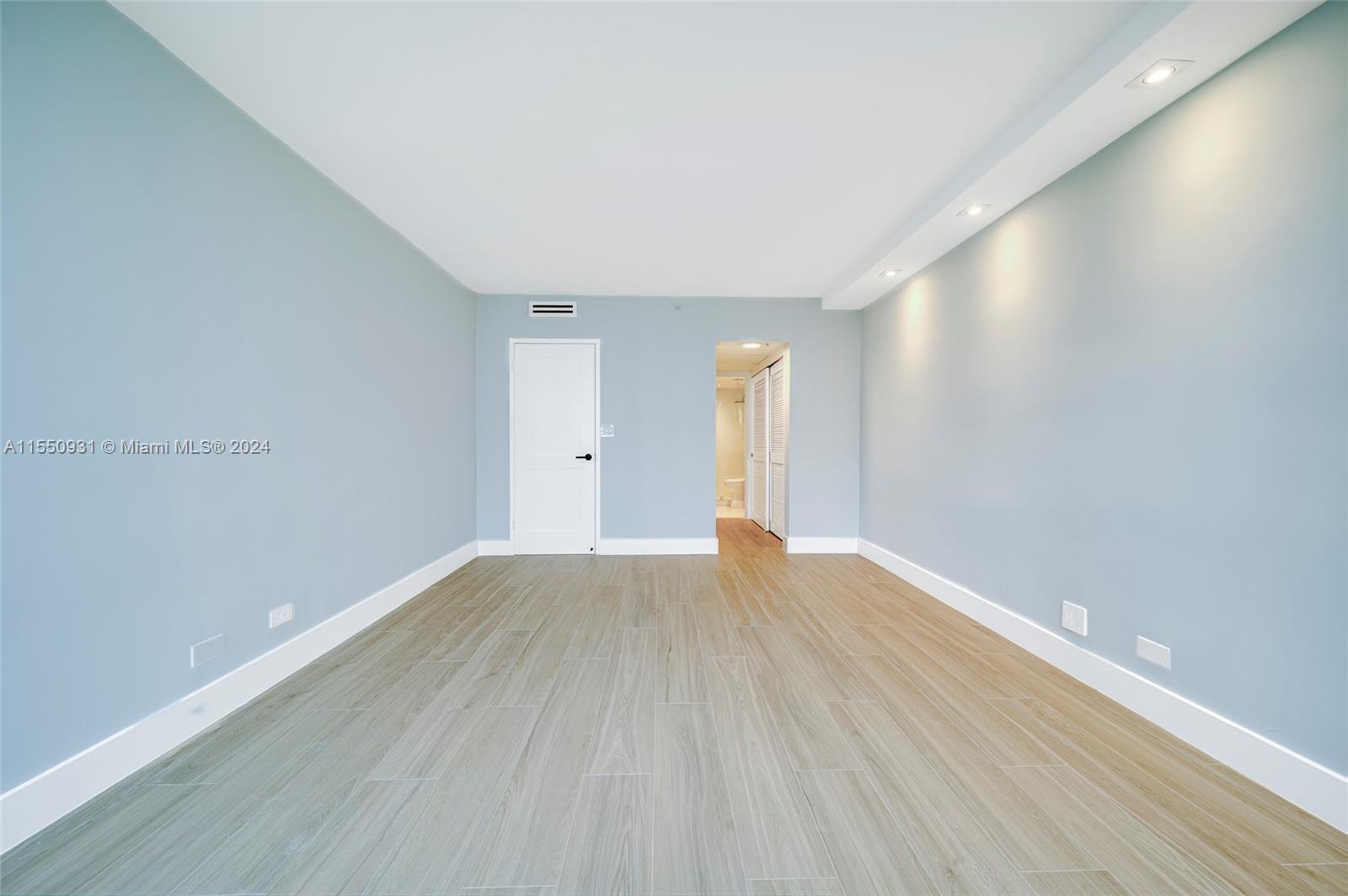 1500 Bay Rd 648S, Miami Beach, Florida 33139, 2 Bedrooms Bedrooms, ,2 BathroomsBathrooms,Residential,For Sale,1500 Bay Rd 648S,A11550931