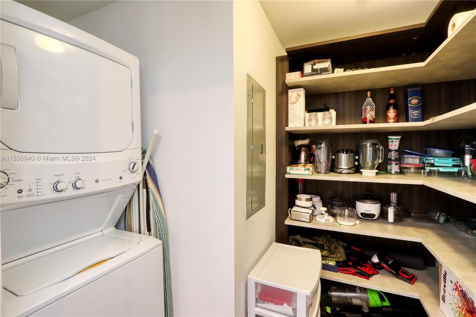 801 Miami Ave, Miami, FL, 33130 United States, 2 Bedrooms Bedrooms, ,2 BathroomsBathrooms,Residential,For Sale,Miami Ave,A11550940