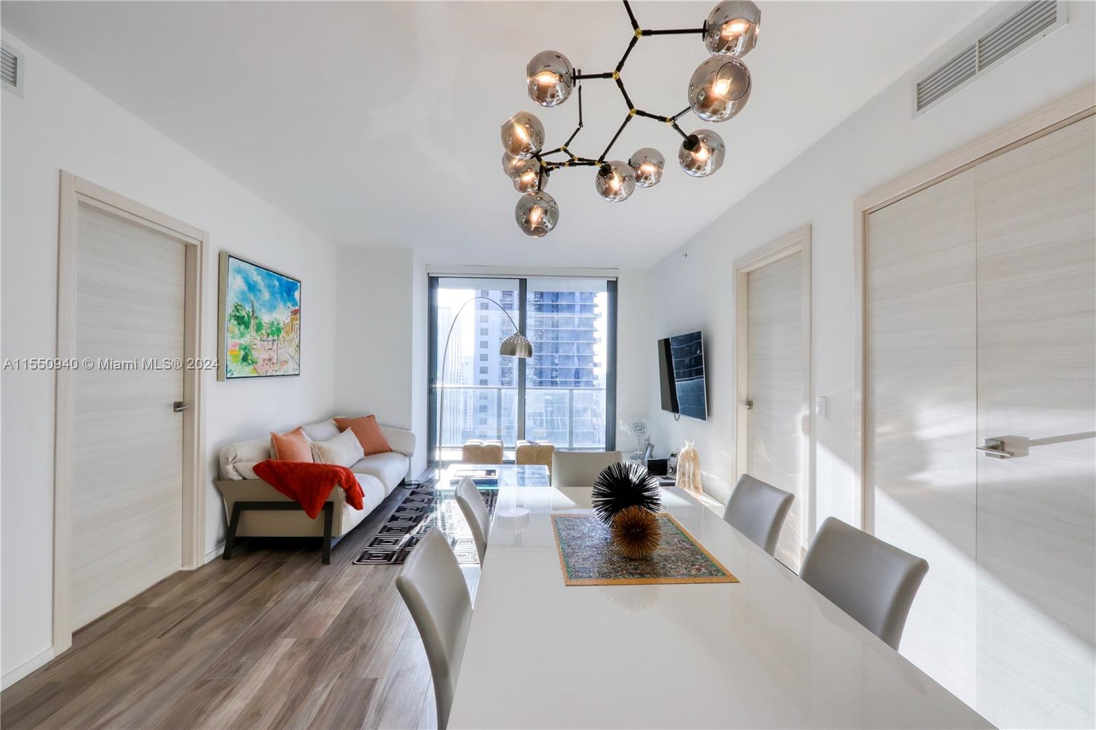 801 Miami Ave, Miami, FL, 33130 United States, 2 Bedrooms Bedrooms, ,2 BathroomsBathrooms,Residential,For Sale,Miami Ave,A11550940