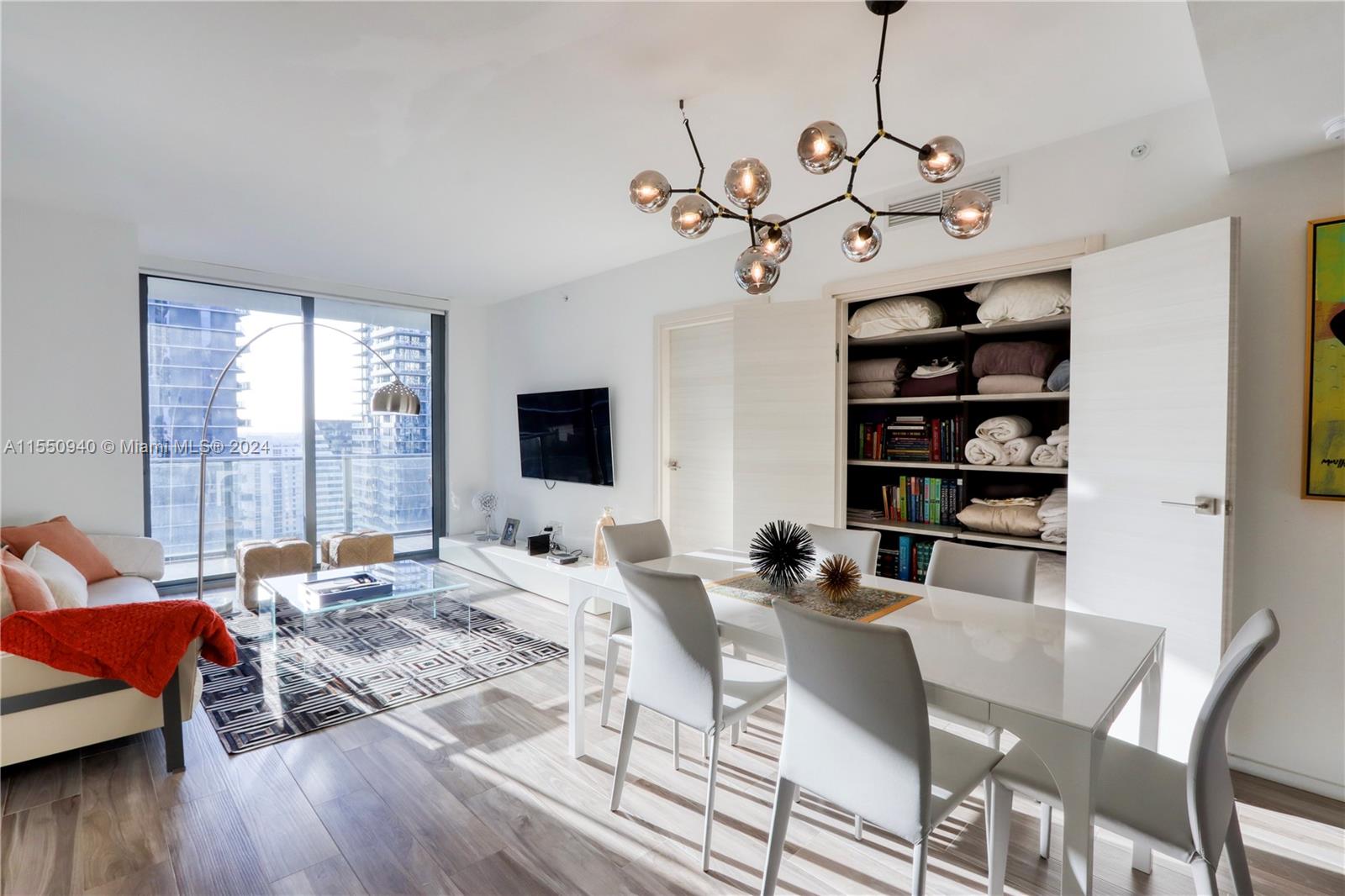 801 Miami Ave, Miami, FL, 33130 United States, 2 Bedrooms Bedrooms, ,2 BathroomsBathrooms,Residential,For Sale,Miami Ave,A11550940