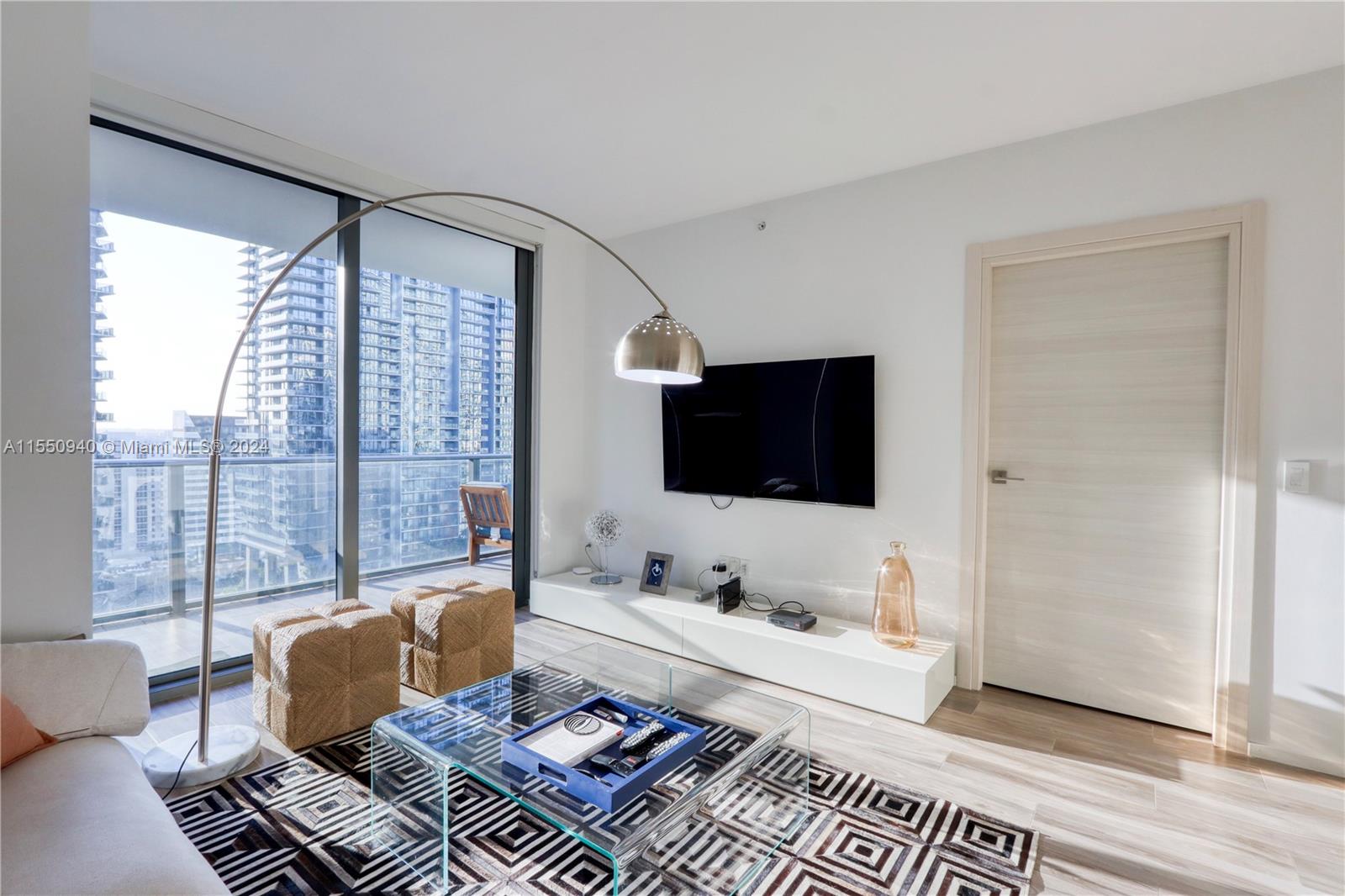 801 Miami Ave, Miami, FL, 33130 United States, 2 Bedrooms Bedrooms, ,2 BathroomsBathrooms,Residential,For Sale,Miami Ave,A11550940