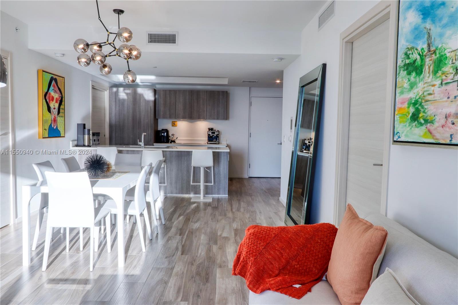 801 Miami Ave, Miami, FL, 33130 United States, 2 Bedrooms Bedrooms, ,2 BathroomsBathrooms,Residential,For Sale,Miami Ave,A11550940