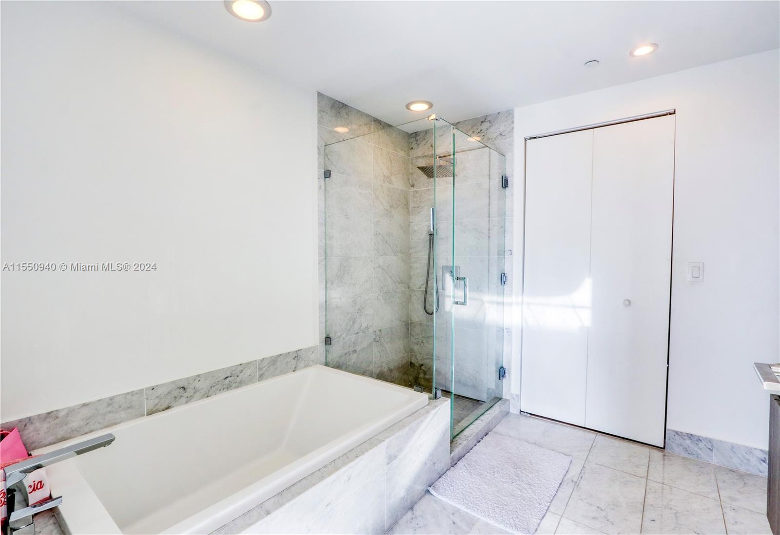 801 Miami Ave, Miami, FL, 33130 United States, 2 Bedrooms Bedrooms, ,2 BathroomsBathrooms,Residential,For Sale,Miami Ave,A11550940
