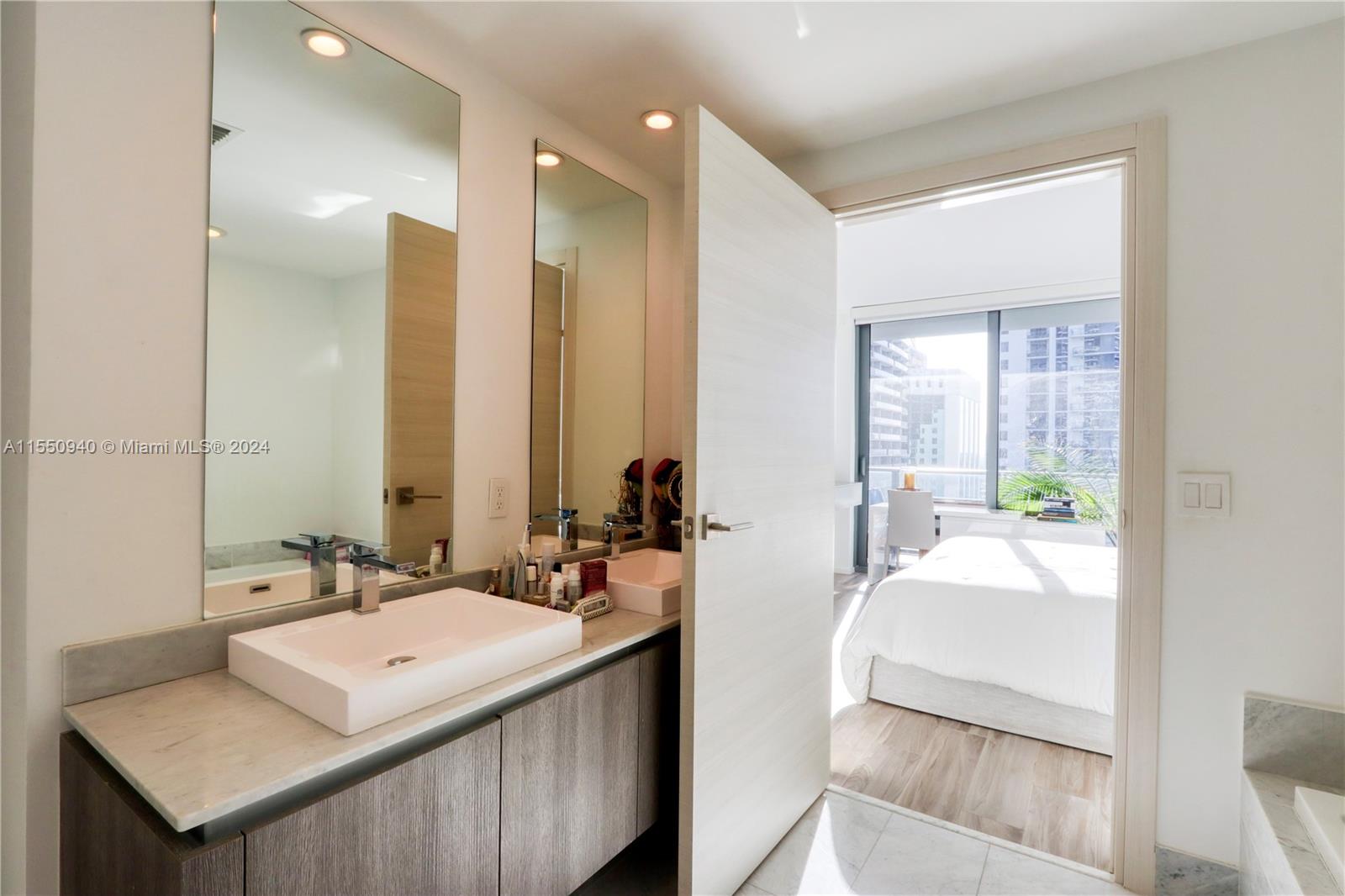 801 Miami Ave, Miami, FL, 33130 United States, 2 Bedrooms Bedrooms, ,2 BathroomsBathrooms,Residential,For Sale,Miami Ave,A11550940