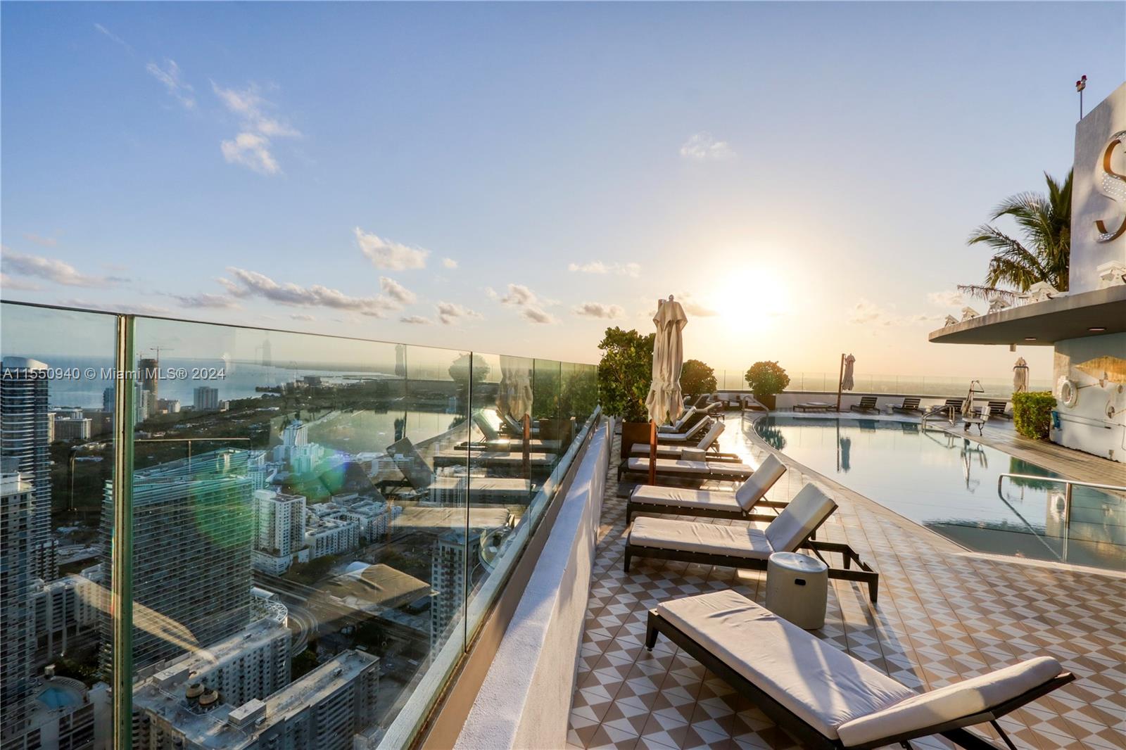 801 Miami Ave, Miami, FL, 33130 United States, 2 Bedrooms Bedrooms, ,2 BathroomsBathrooms,Residential,For Sale,Miami Ave,A11550940