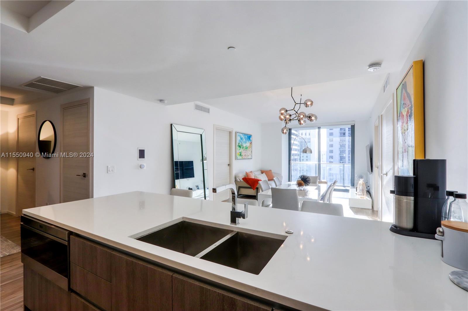 801 Miami Ave, Miami, FL, 33130 United States, 2 Bedrooms Bedrooms, ,2 BathroomsBathrooms,Residential,For Sale,Miami Ave,A11550940