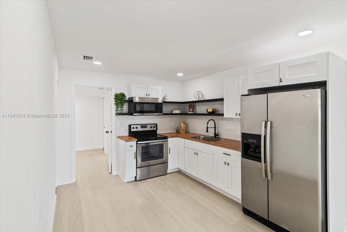 2170 84th St, Miami, FL, 33147 United States, 3 Bedrooms Bedrooms, ,2 BathroomsBathrooms,Residential,For Sale,84th St,A11549501
