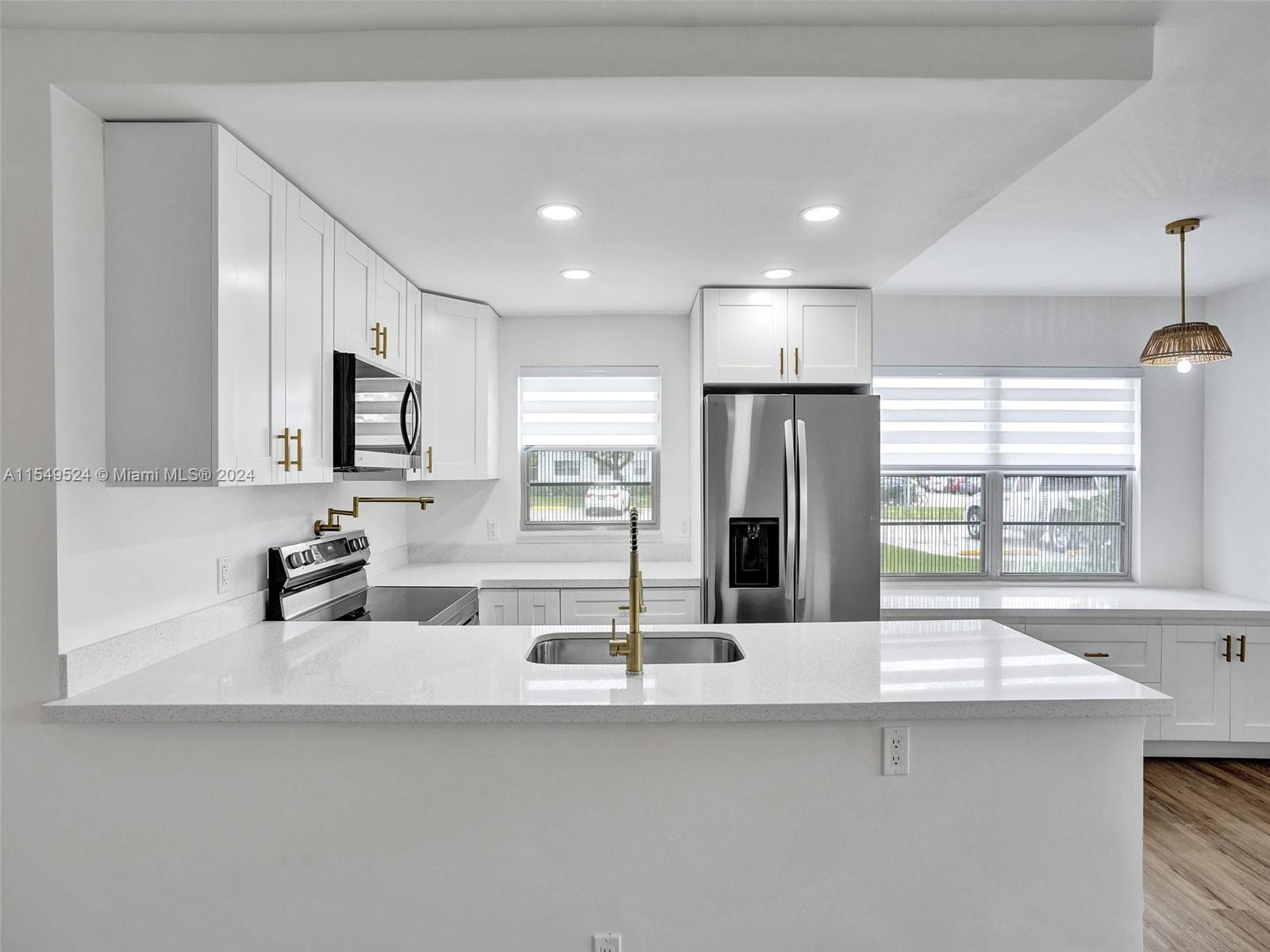 21 Prescott B, Deerfield Beach, FL, 33442 United States, 2 Bedrooms Bedrooms, ,1 BathroomBathrooms,Residential,For Sale,Prescott B,A11549524