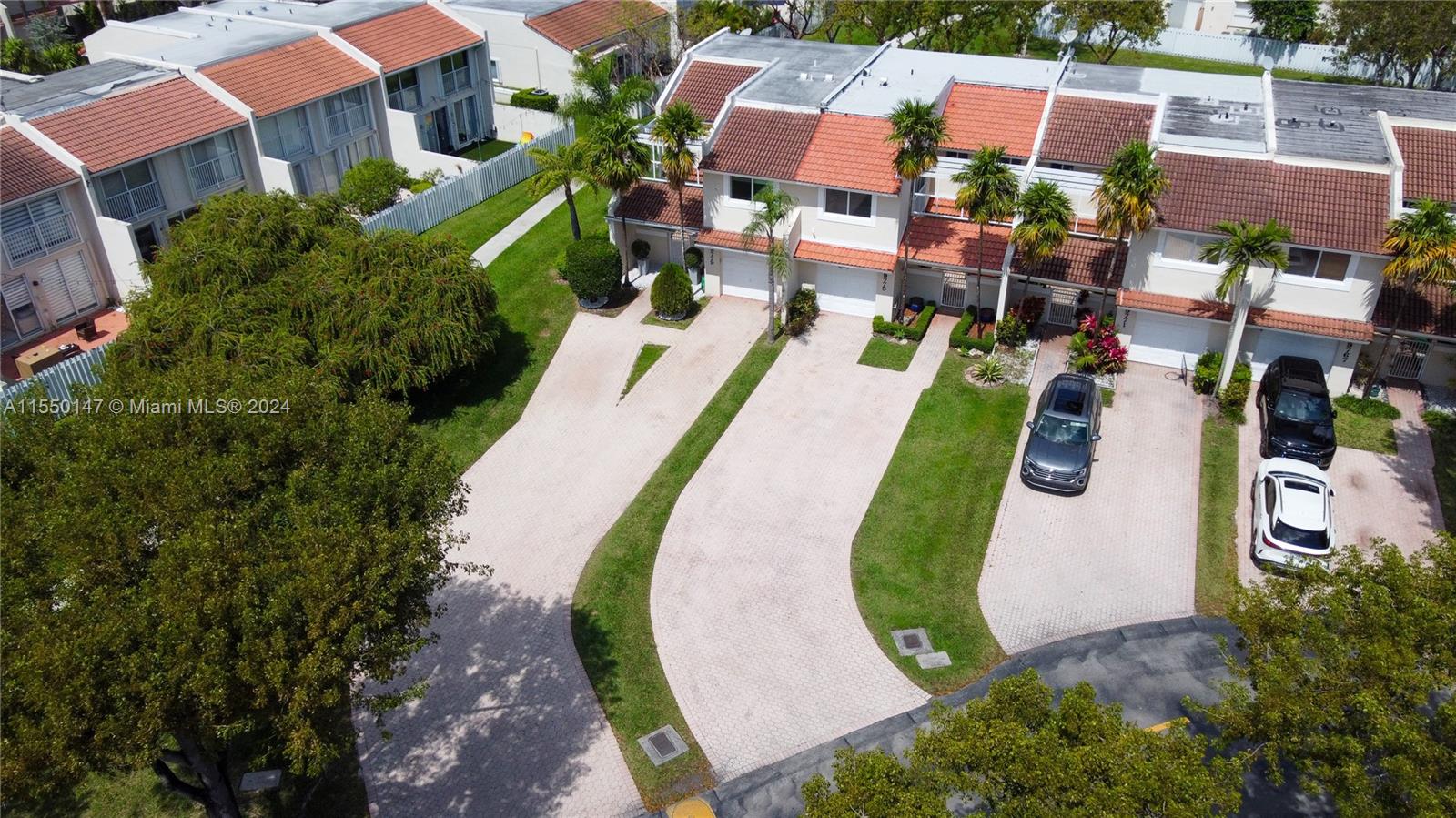 9775 NW 44th Ter 9775, Doral, Florida 33178, 3 Bedrooms Bedrooms, ,2 BathroomsBathrooms,Residential,For Sale,9775 NW 44th Ter 9775,A11550147