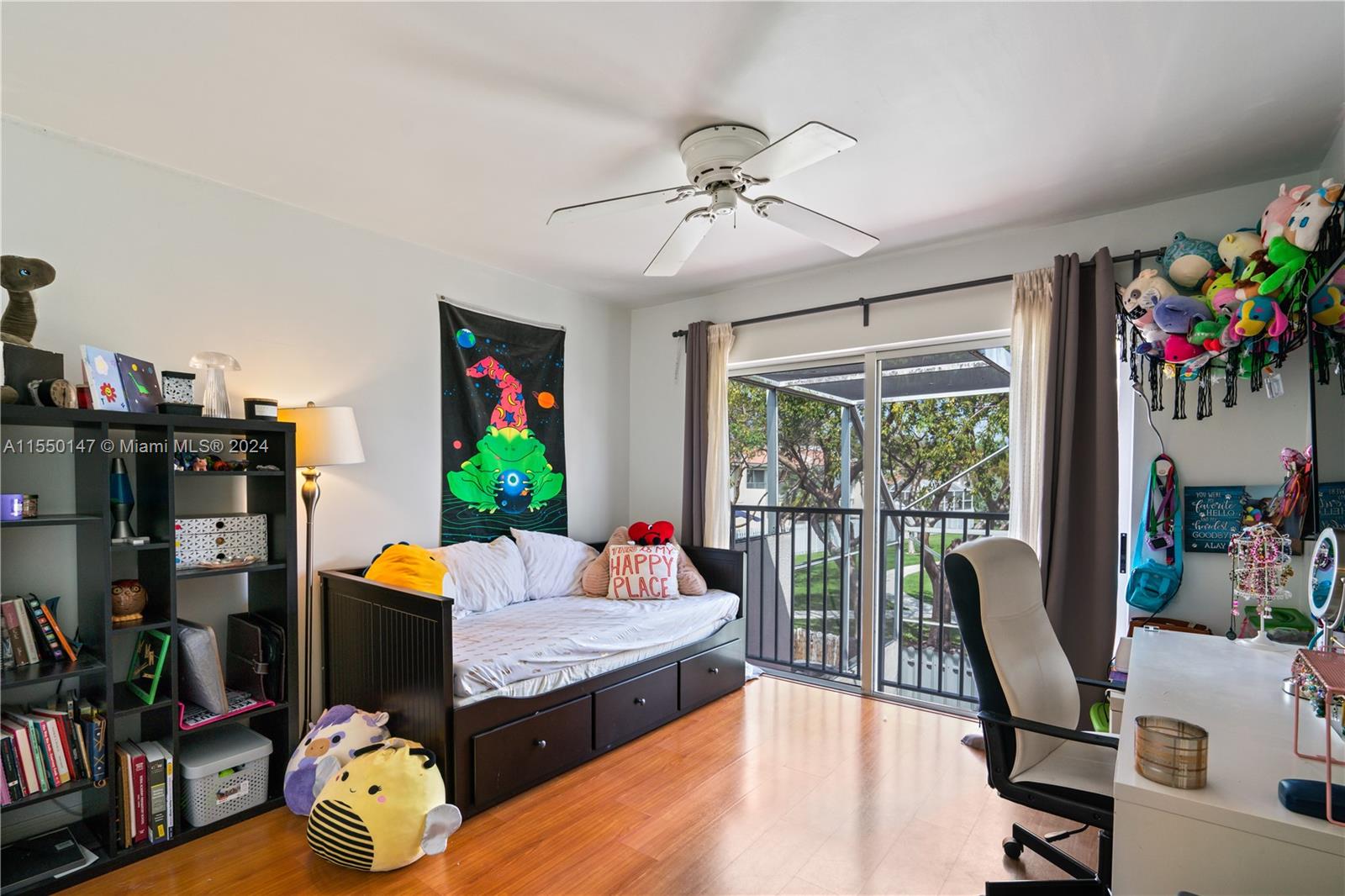 9775 NW 44th Ter 9775, Doral, Florida 33178, 3 Bedrooms Bedrooms, ,2 BathroomsBathrooms,Residential,For Sale,9775 NW 44th Ter 9775,A11550147