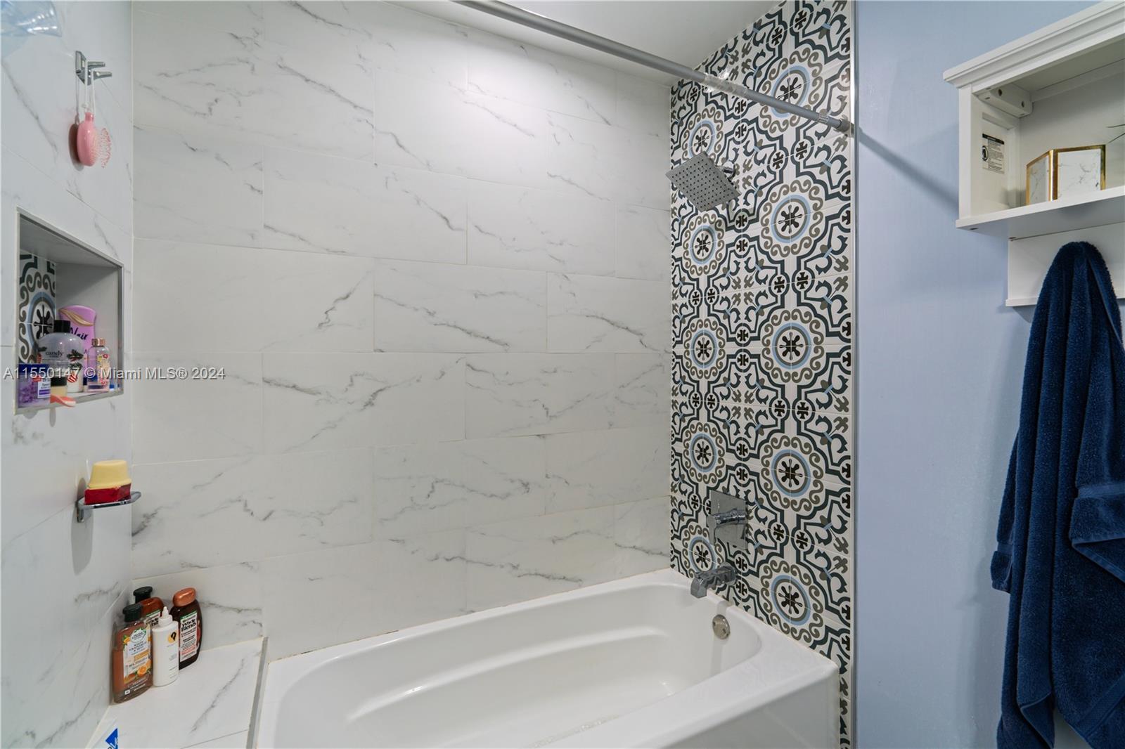 9775 NW 44th Ter 9775, Doral, Florida 33178, 3 Bedrooms Bedrooms, ,2 BathroomsBathrooms,Residential,For Sale,9775 NW 44th Ter 9775,A11550147