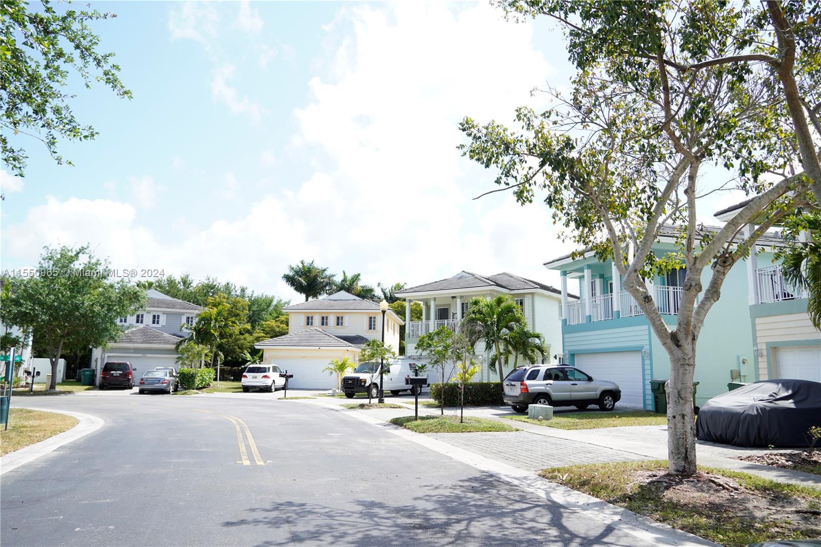 3147 NE 4th St, Homestead, Florida 33033, 3 Bedrooms Bedrooms, ,3 BathroomsBathrooms,Residential,For Sale,3147 NE 4th St,A11550965