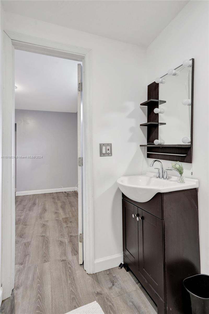 6807 29th St, Sunrise, FL, 33313 United States, 3 Bedrooms Bedrooms, ,2 BathroomsBathrooms,Residential,For Sale,29th St,A11515624