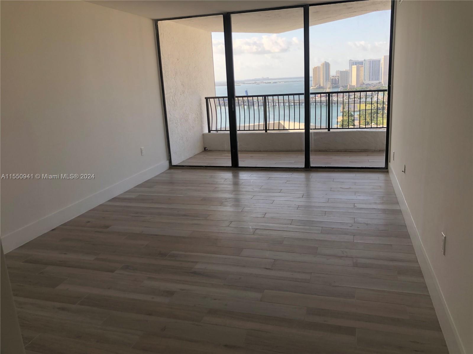 555 NE 15th St 32J, Miami, Florida 33132, 1 Bedroom Bedrooms, ,1 BathroomBathrooms,Residential,For Sale,555 NE 15th St 32J,A11550941