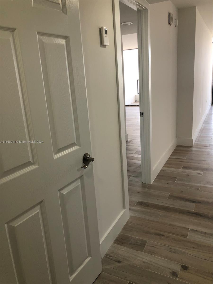 555 NE 15th St 32J, Miami, Florida 33132, 1 Bedroom Bedrooms, ,1 BathroomBathrooms,Residential,For Sale,555 NE 15th St 32J,A11550941