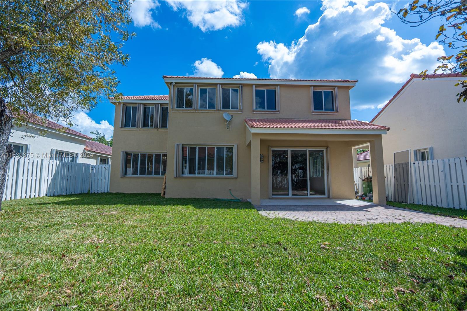 1288 Camellia Cir, Weston, FL, 33326 United States, 5 Bedrooms Bedrooms, ,3 BathroomsBathrooms,Residential,For Sale,Camellia Cir,A11539375