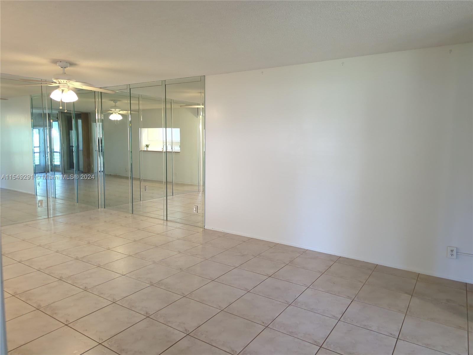 9531 Seagrape Dr 108, Davie, Florida 33324, 3 Bedrooms Bedrooms, ,2 BathroomsBathrooms,Residentiallease,For Rent,9531 Seagrape Dr 108,A11549291