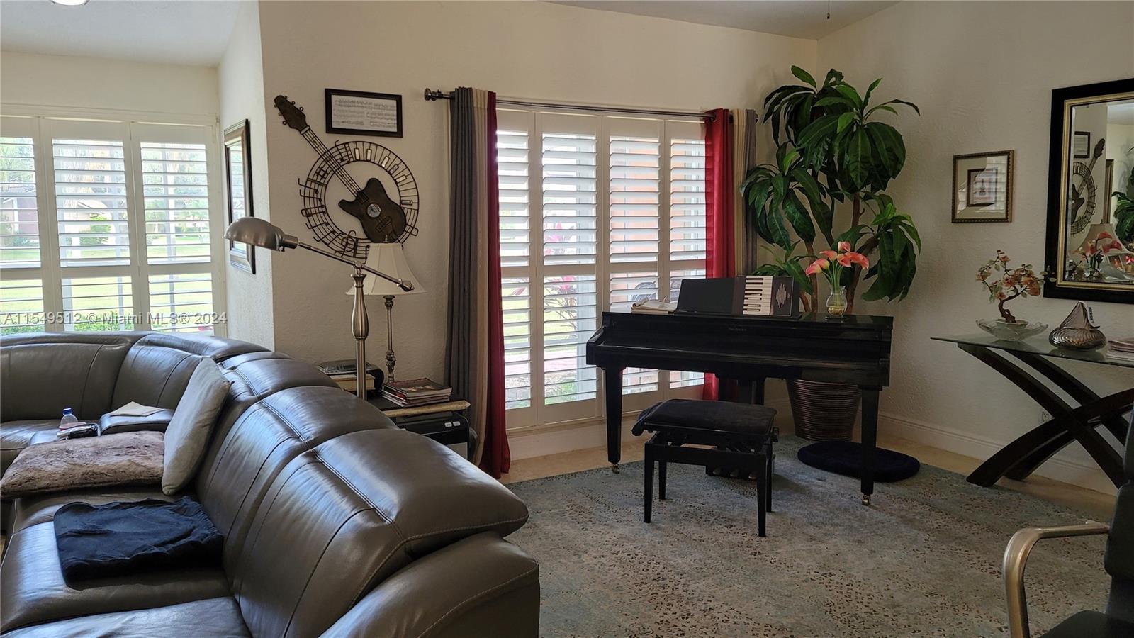 Miami, FL, 33187 United States, 4 Bedrooms Bedrooms, ,2 BathroomsBathrooms,Residential,For Sale,A11549512