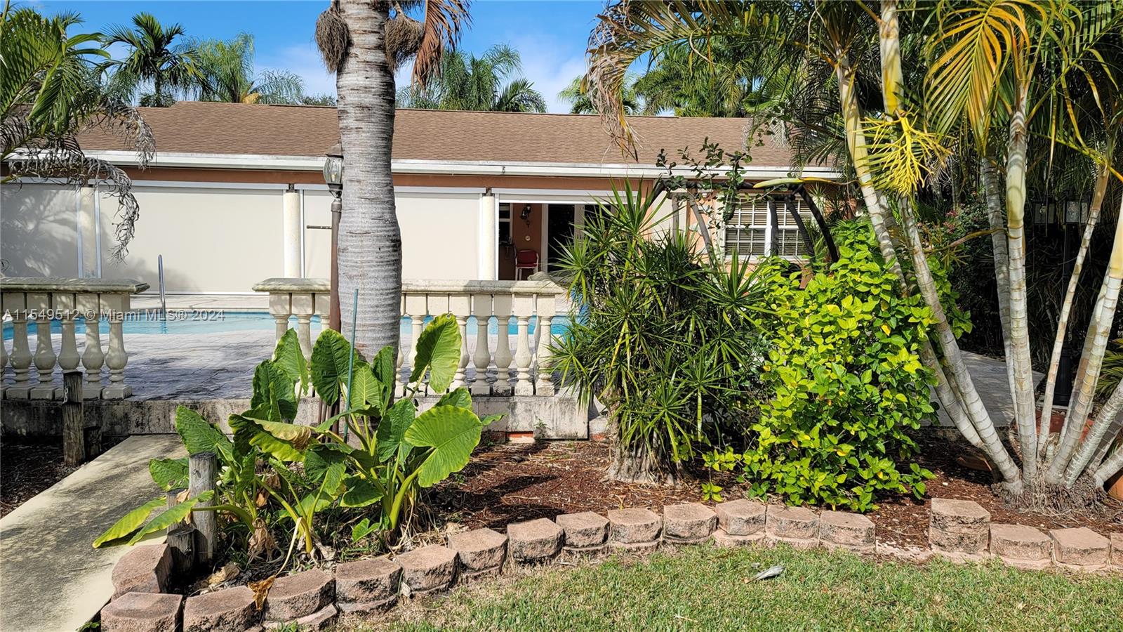 Miami, FL, 33187 United States, 4 Bedrooms Bedrooms, ,2 BathroomsBathrooms,Residential,For Sale,A11549512