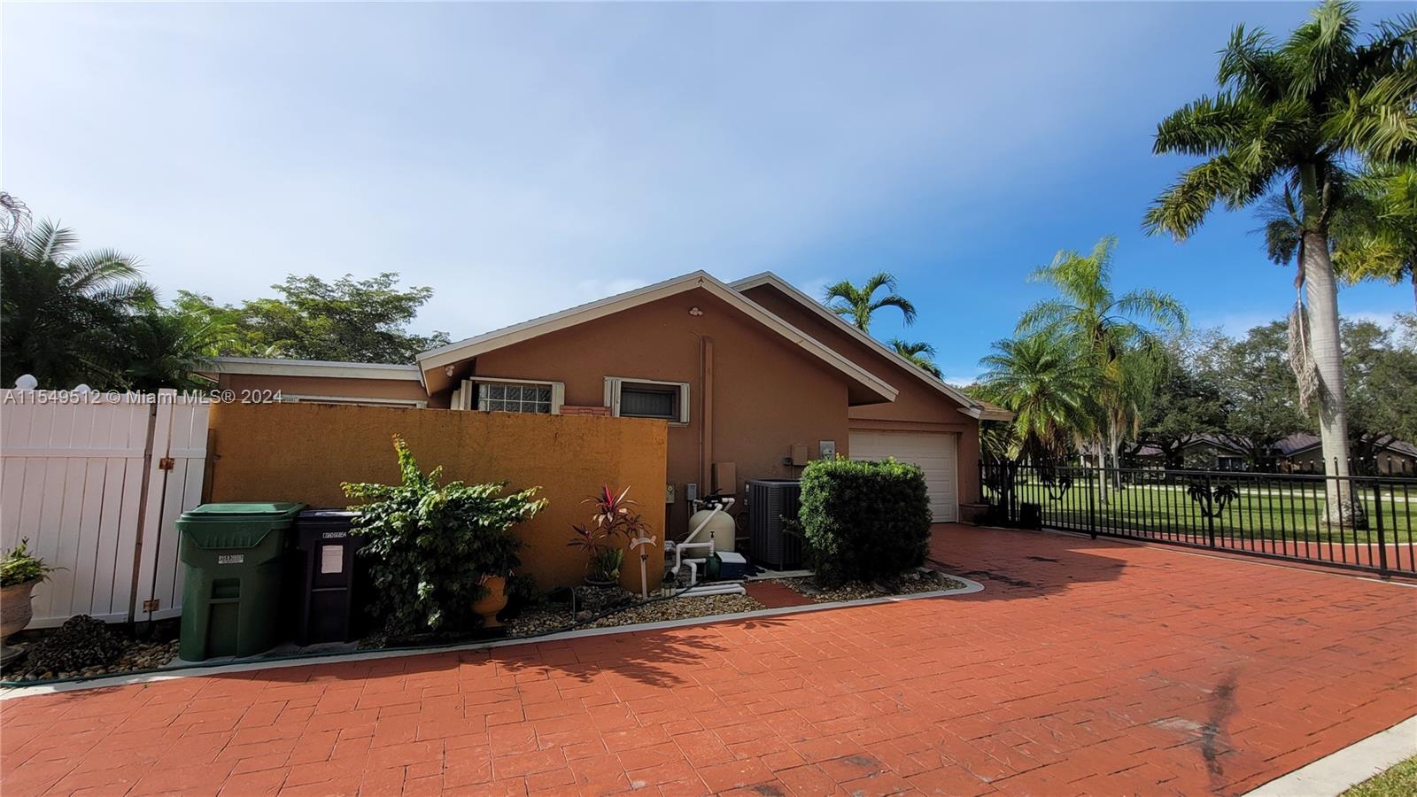 14900 SW 167th St, Miami, Florida 33187, 4 Bedrooms Bedrooms, ,2 BathroomsBathrooms,Residential,For Sale,14900 SW 167th St,A11549512