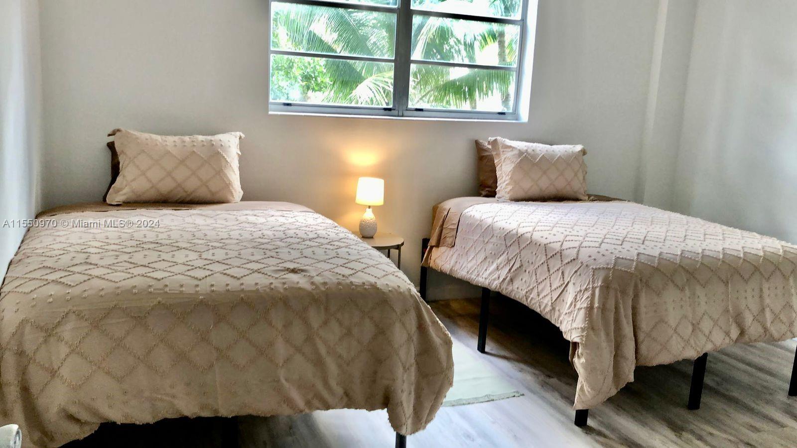 4001 Ocean Dr, Hollywood, FL, 33019 United States, 1 Bedroom Bedrooms, ,1 BathroomBathrooms,Residential,For Sale,Ocean Dr,A11550970