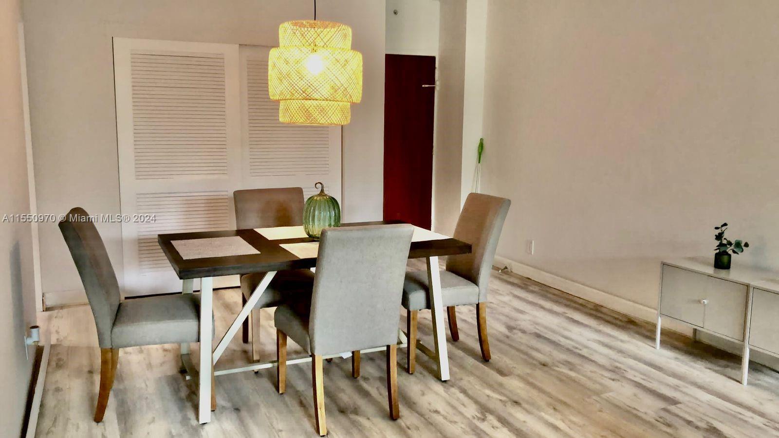 4001 Ocean Dr, Hollywood, FL, 33019 United States, 1 Bedroom Bedrooms, ,1 BathroomBathrooms,Residential,For Sale,Ocean Dr,A11550970