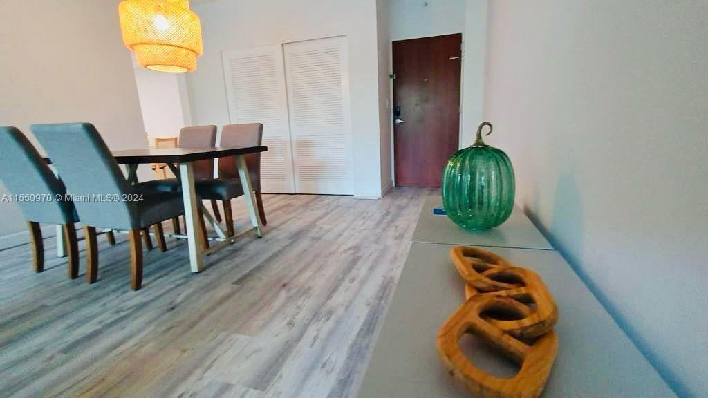4001 Ocean Dr, Hollywood, FL, 33019 United States, 1 Bedroom Bedrooms, ,1 BathroomBathrooms,Residential,For Sale,Ocean Dr,A11550970