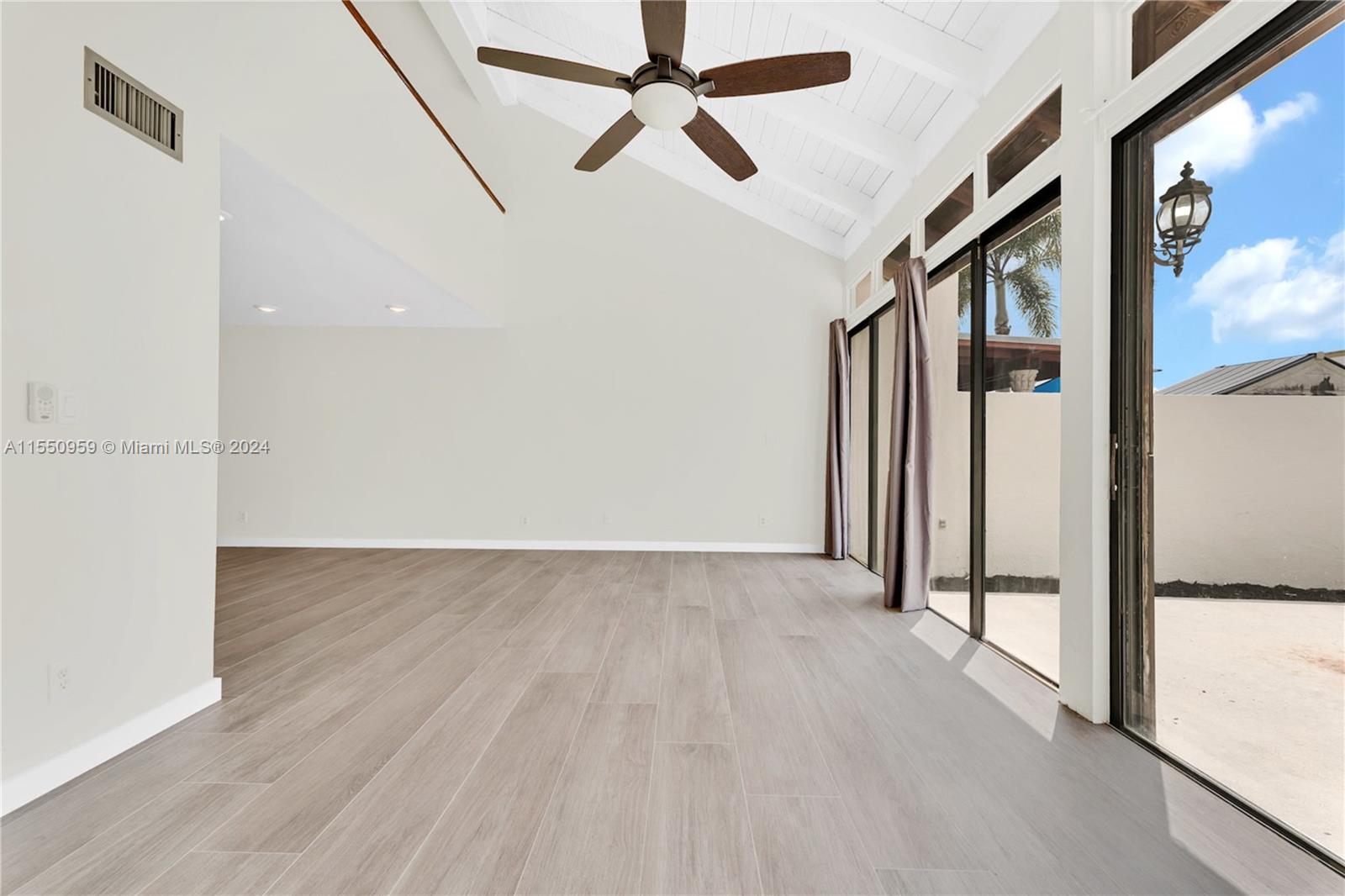1072 131st Pl Ct, Miami, FL, 33184 United States, 3 Bedrooms Bedrooms, ,3 BathroomsBathrooms,Residential,For Sale,131st Pl Ct,A11550959