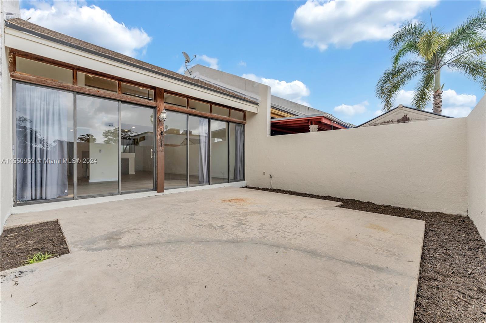1072 131st Pl Ct, Miami, FL, 33184 United States, 3 Bedrooms Bedrooms, ,3 BathroomsBathrooms,Residential,For Sale,131st Pl Ct,A11550959