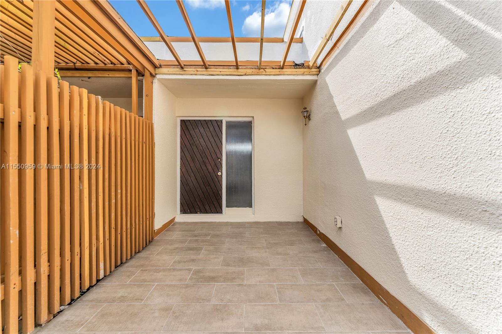 1072 131st Pl Ct, Miami, FL, 33184 United States, 3 Bedrooms Bedrooms, ,3 BathroomsBathrooms,Residential,For Sale,131st Pl Ct,A11550959