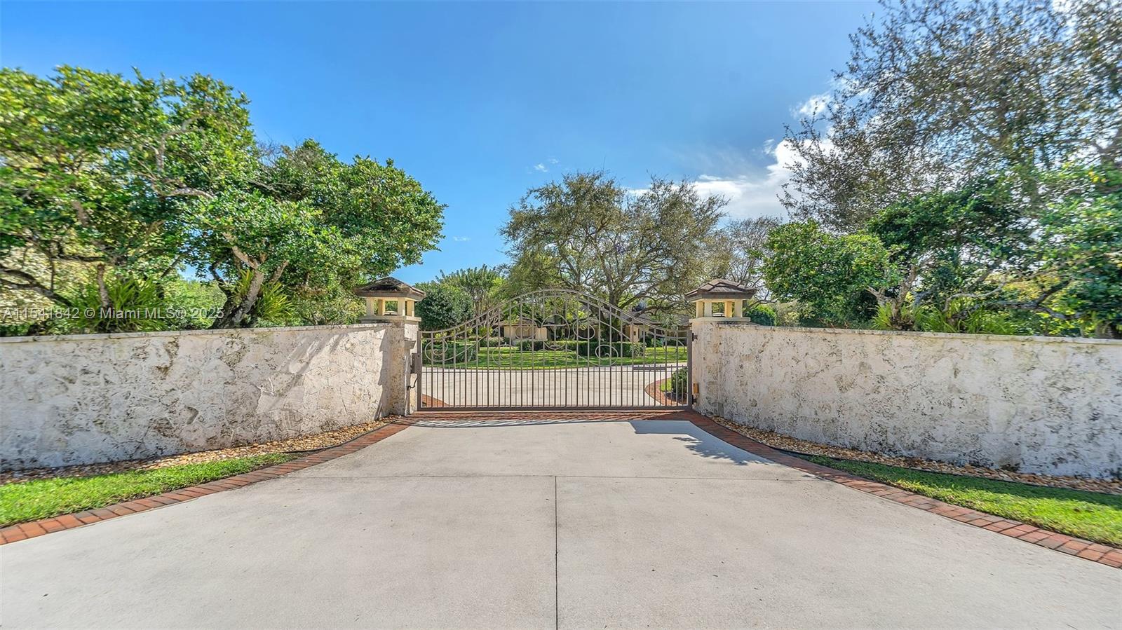 17960 SW 288th St, Homestead, Florida 33030, 4 Bedrooms Bedrooms, ,3 BathroomsBathrooms,Residential,For Sale,17960 SW 288th St,A11541842