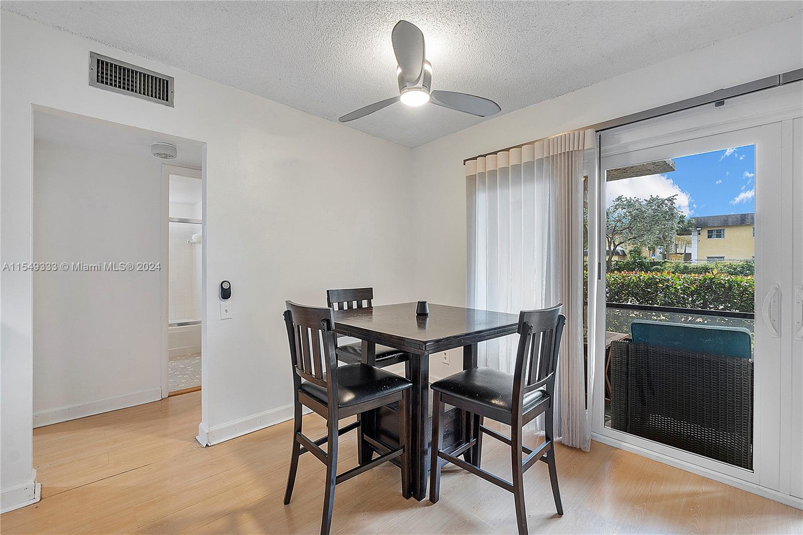 5256 6th Ave, Oakland Park, FL, 33334 United States, 3 Bedrooms Bedrooms, ,2 BathroomsBathrooms,Residential,For Sale,6th Ave,A11549333