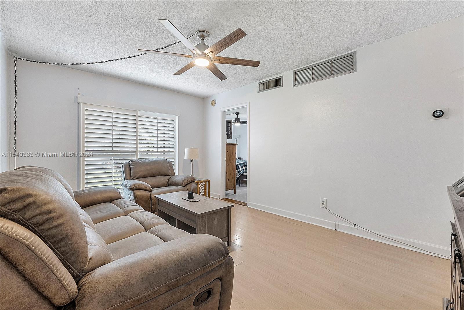 5256 6th Ave, Oakland Park, FL, 33334 United States, 3 Bedrooms Bedrooms, ,2 BathroomsBathrooms,Residential,For Sale,6th Ave,A11549333