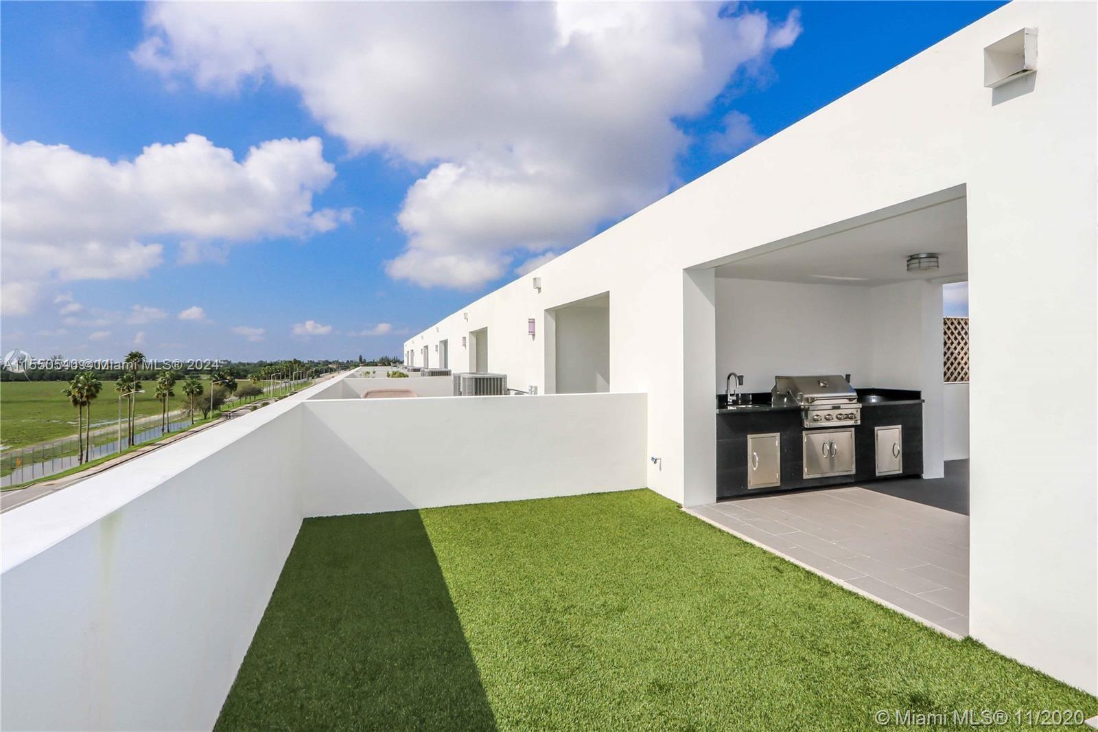 9113 NW 33rd St 9113, Doral, Florida 33172, 4 Bedrooms Bedrooms, ,3 BathroomsBathrooms,Residentiallease,For Rent,9113 NW 33rd St 9113,A11550540