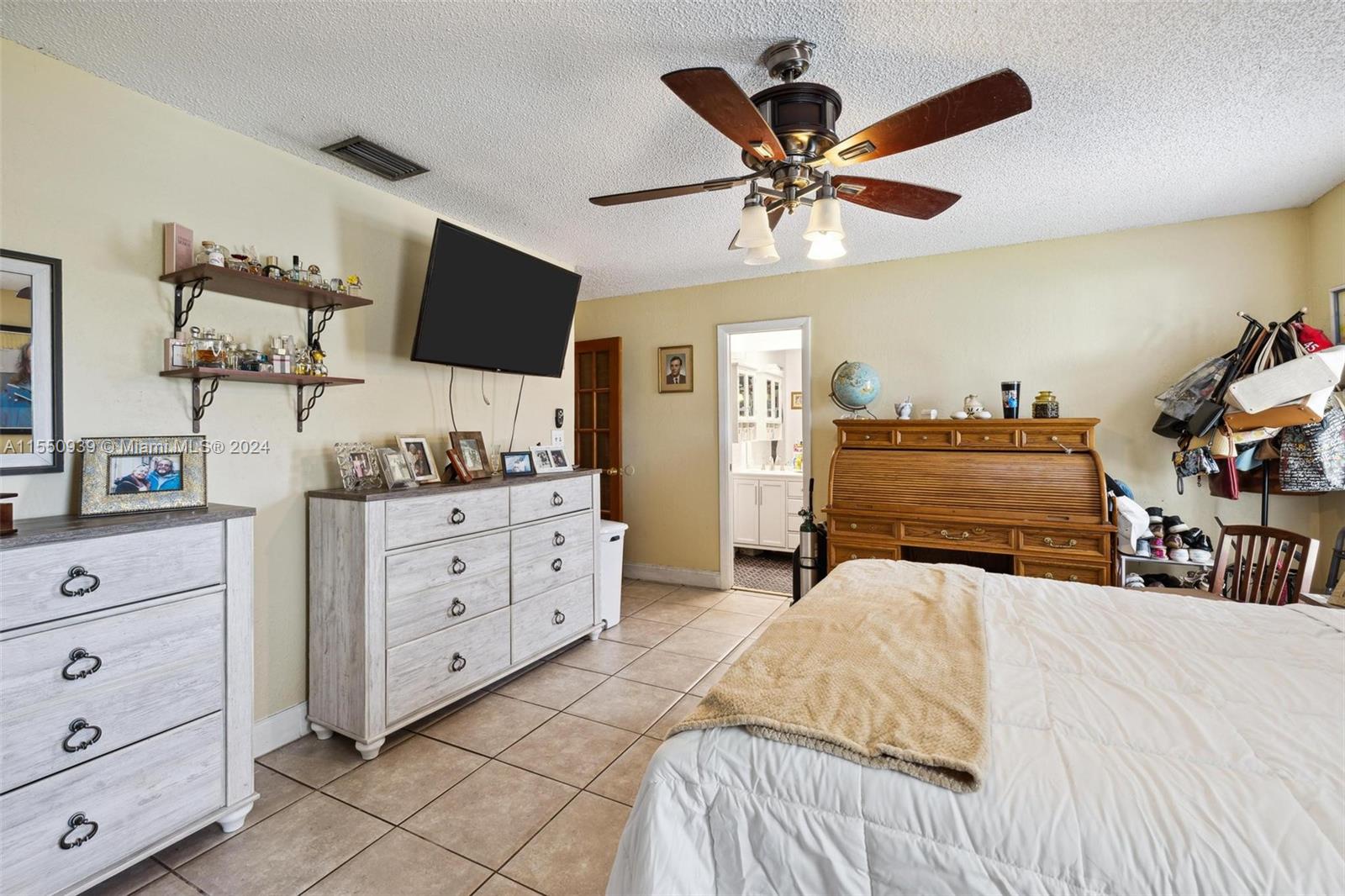 9310 71st St, Miami, FL, 33173 United States, 4 Bedrooms Bedrooms, ,2 BathroomsBathrooms,Residential,For Sale,71st St,A11550939
