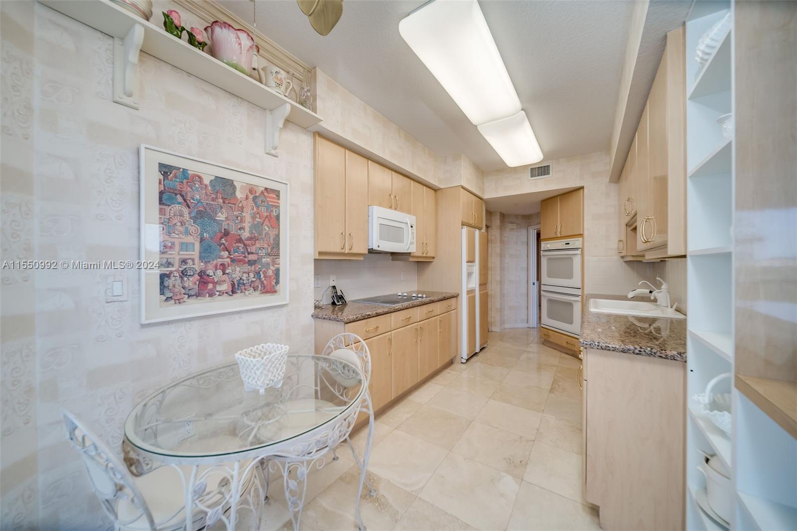 6001 N Ocean Dr 702, Hollywood, Florida 33019, 3 Bedrooms Bedrooms, ,3 BathroomsBathrooms,Residential,For Sale,6001 N Ocean Dr 702,A11550992