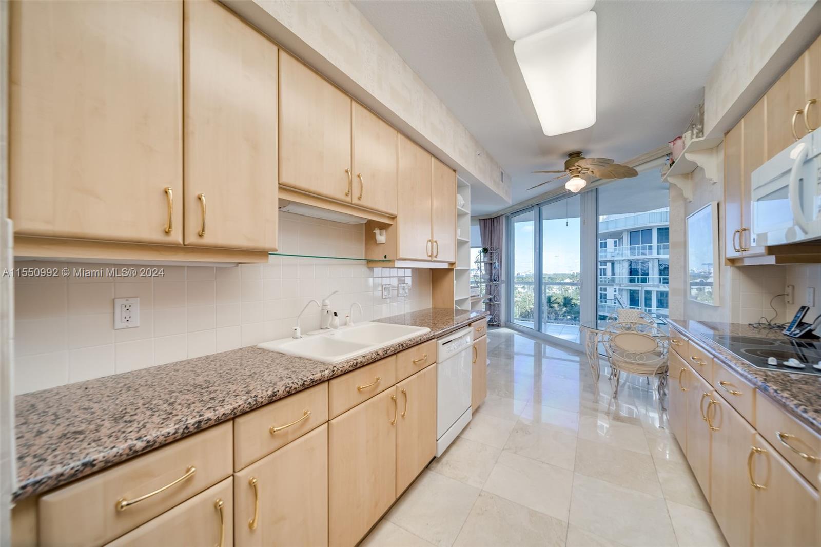 6001 N Ocean Dr 702, Hollywood, Florida 33019, 3 Bedrooms Bedrooms, ,3 BathroomsBathrooms,Residential,For Sale,6001 N Ocean Dr 702,A11550992
