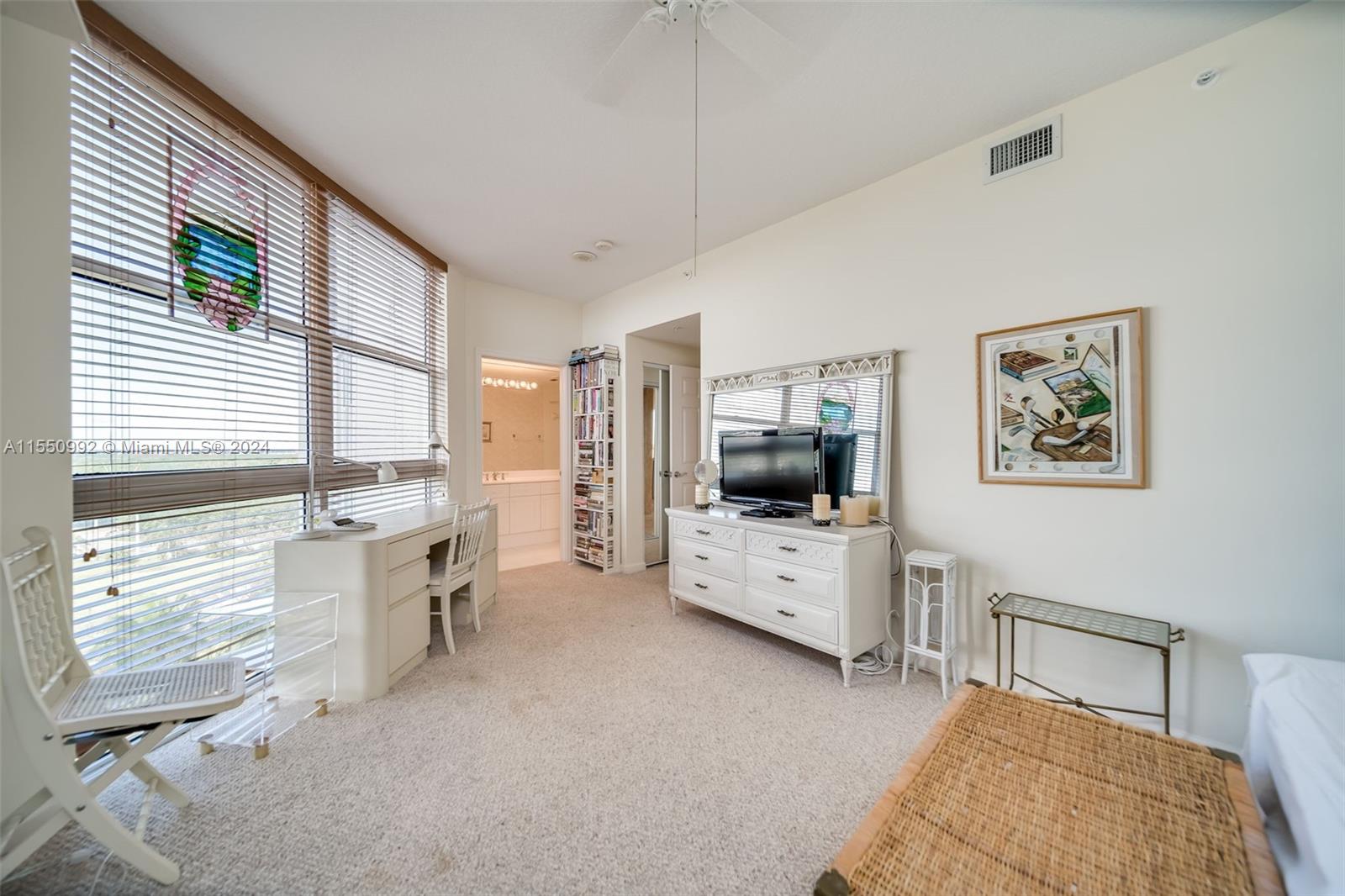 6001 N Ocean Dr 702, Hollywood, Florida 33019, 3 Bedrooms Bedrooms, ,3 BathroomsBathrooms,Residential,For Sale,6001 N Ocean Dr 702,A11550992