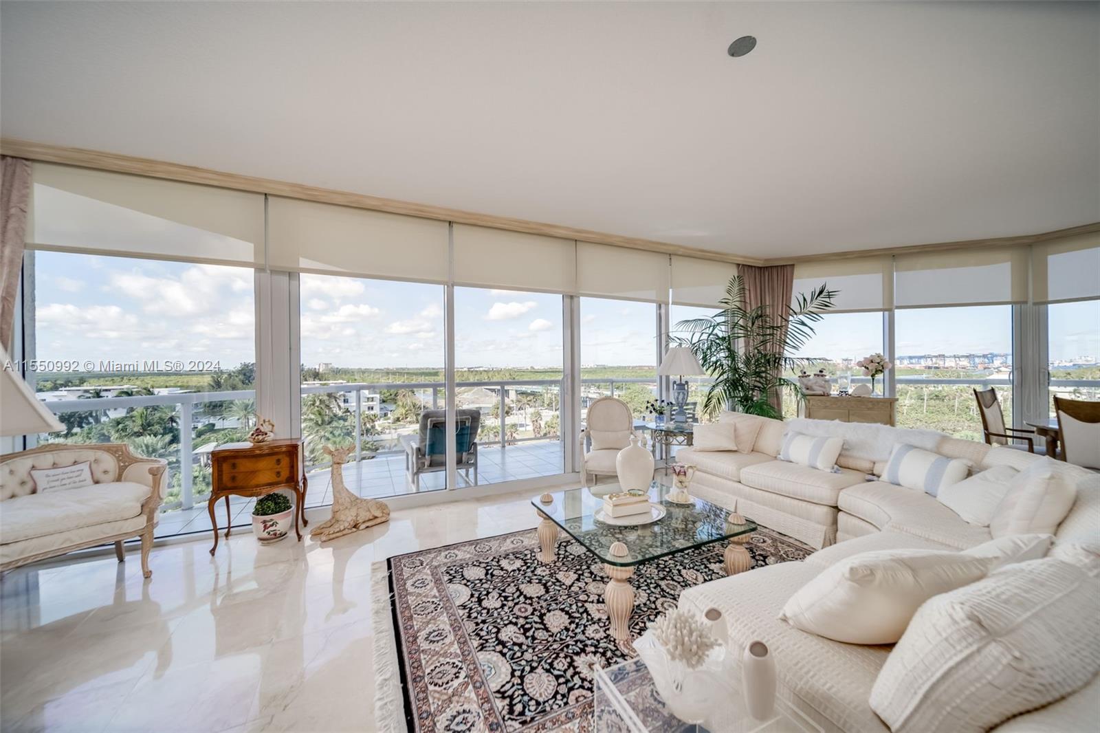 6001 N Ocean Dr 702, Hollywood, Florida 33019, 3 Bedrooms Bedrooms, ,3 BathroomsBathrooms,Residential,For Sale,6001 N Ocean Dr 702,A11550992