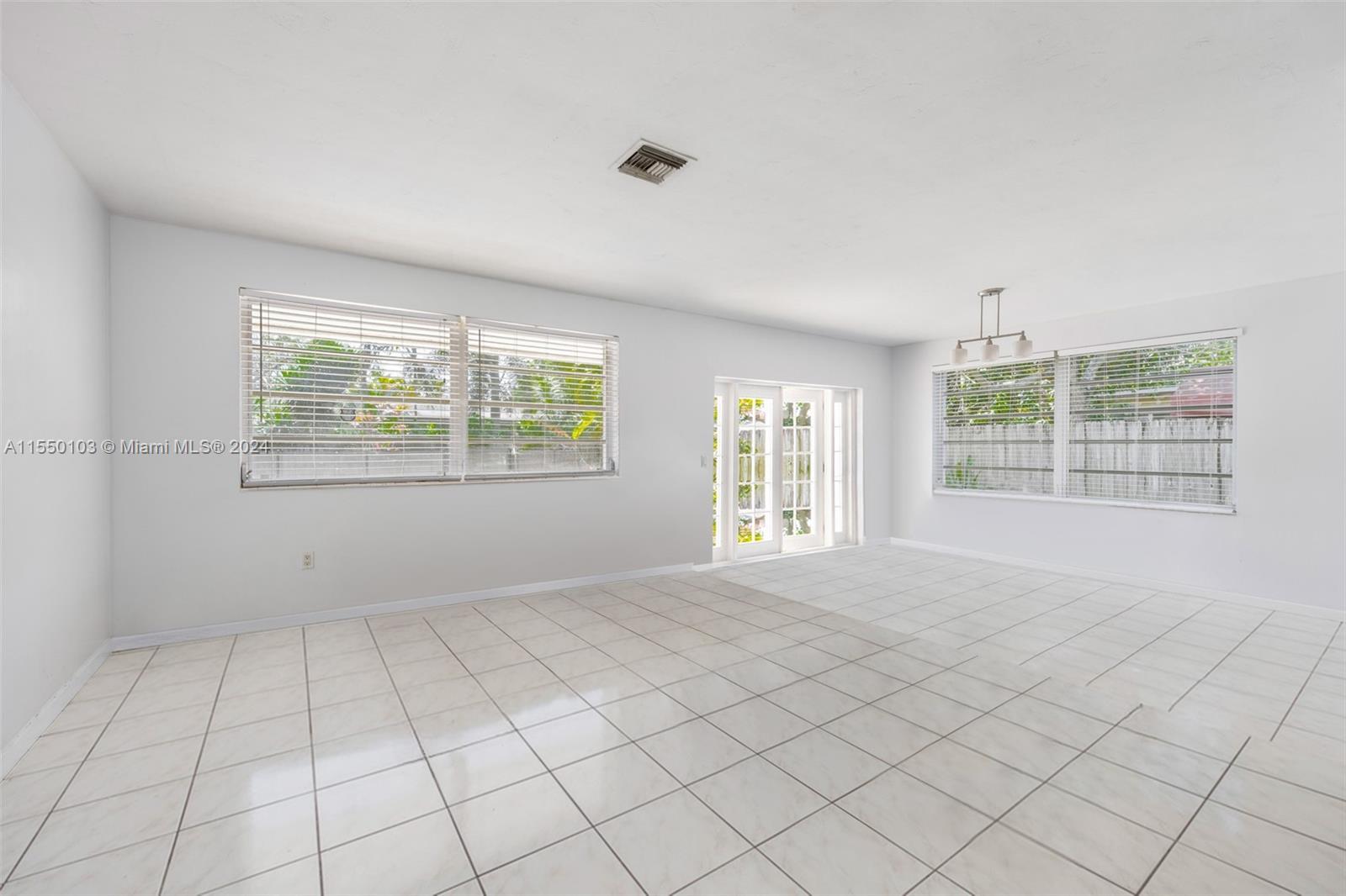 8762 192nd St, Cutler Bay, FL, 33157 United States, 3 Bedrooms Bedrooms, ,2 BathroomsBathrooms,Residential,For Sale,192nd St,A11550103