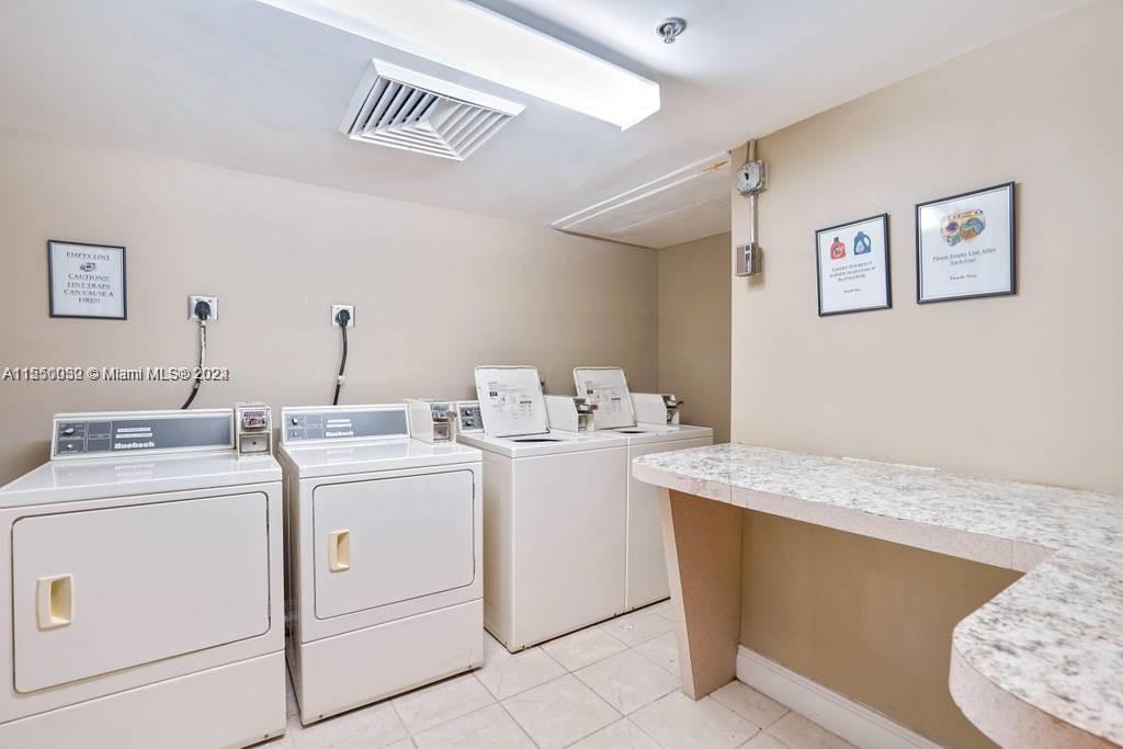 2670 E Sunrise Blvd 930, Fort Lauderdale, Florida 33304, 1 Bedroom Bedrooms, ,1 BathroomBathrooms,Residential,For Sale,2670 E Sunrise Blvd 930,A11550032