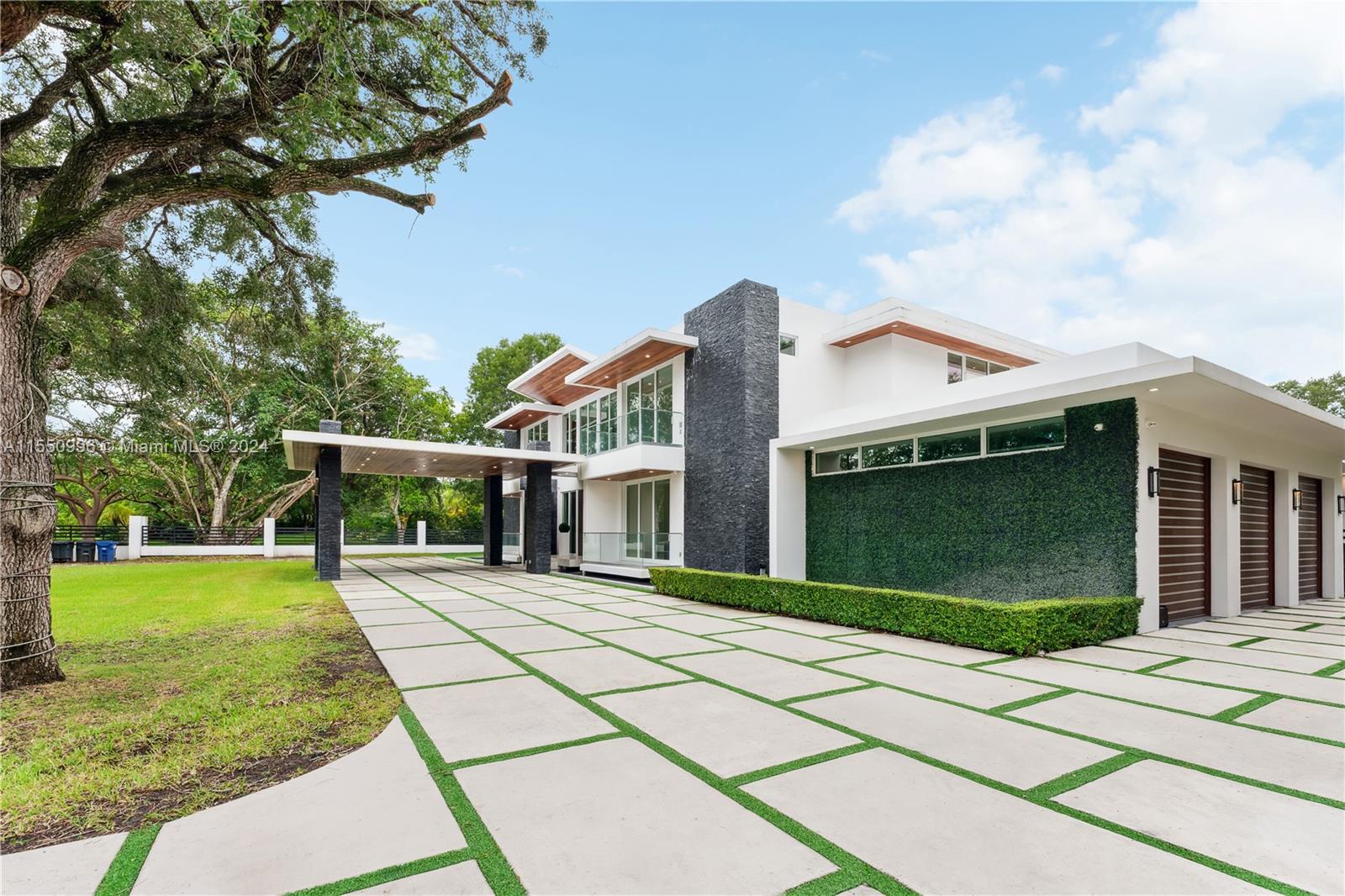 6300 Moss Ranch Rd, Pinecrest, FL, 33156 United States, 8 Bedrooms Bedrooms, ,10 BathroomsBathrooms,Residential,For Sale,Moss Ranch Rd,A11550996