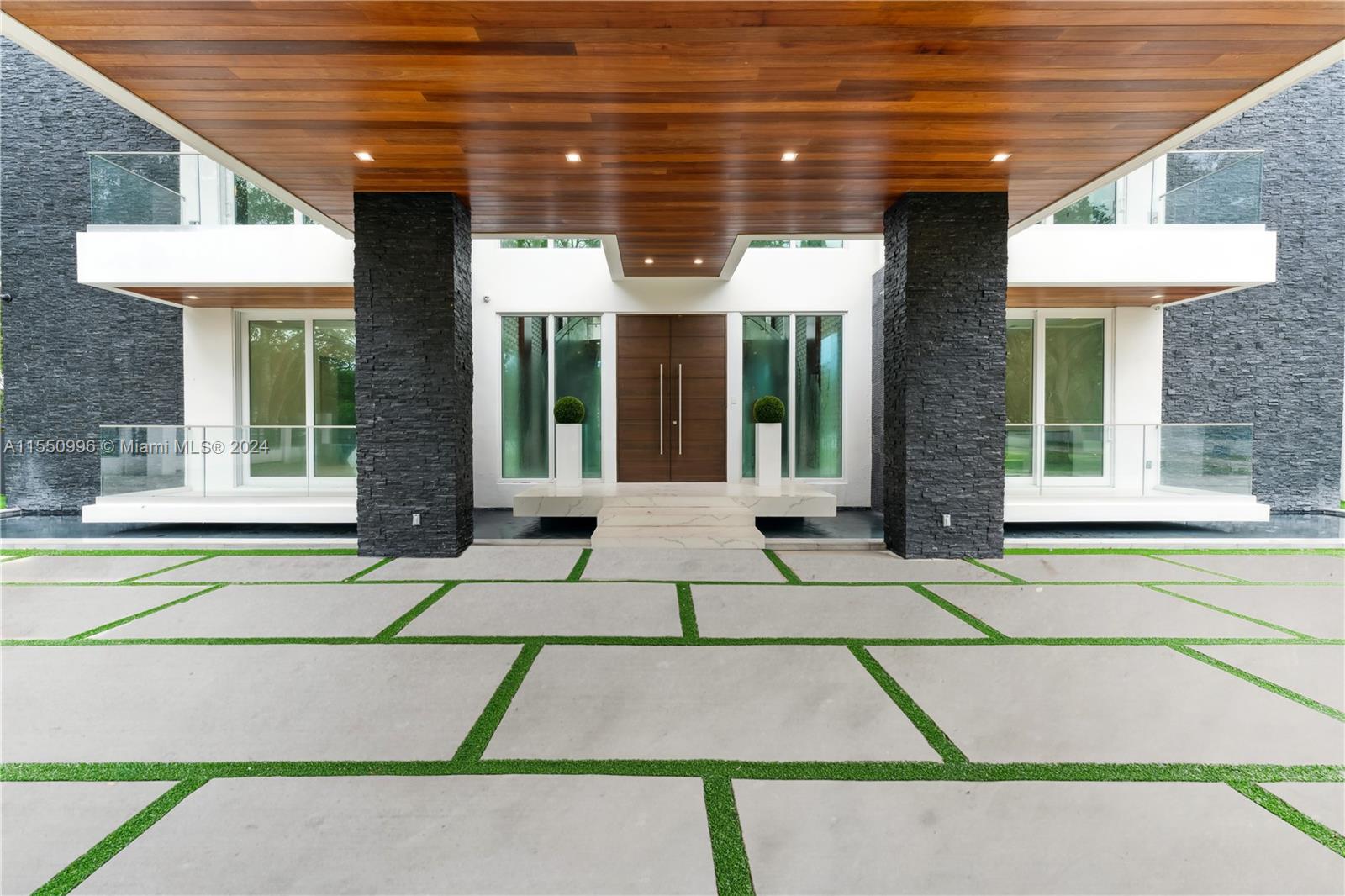 6300 Moss Ranch Rd, Pinecrest, FL, 33156 United States, 8 Bedrooms Bedrooms, ,10 BathroomsBathrooms,Residential,For Sale,Moss Ranch Rd,A11550996