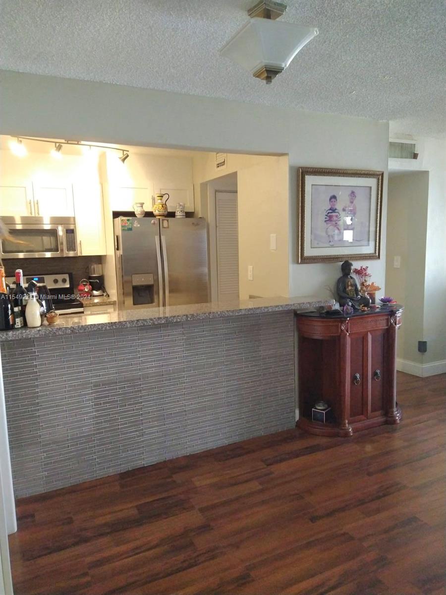 8893 Fontainebleau Blvd, Miami, FL, 33172 United States, 2 Bedrooms Bedrooms, ,2 BathroomsBathrooms,Residential,For Sale,Fontainebleau Blvd,A11549238