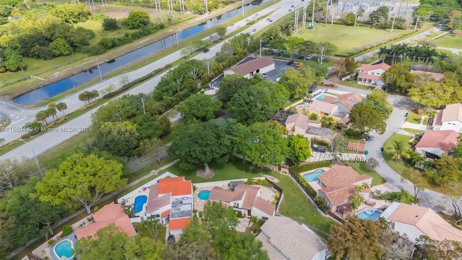 2880 Evergreen Way, Cooper City, FL, 33026 United States, 3 Bedrooms Bedrooms, ,2 BathroomsBathrooms,Residential,For Sale,Evergreen Way,A11550440