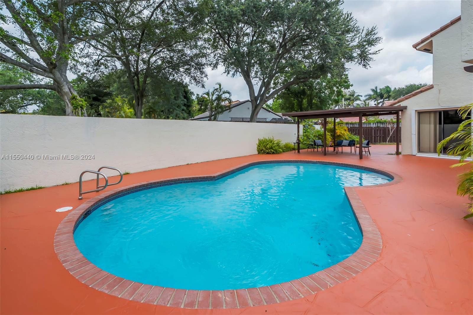 2880 Evergreen Way, Cooper City, FL, 33026 United States, 3 Bedrooms Bedrooms, ,2 BathroomsBathrooms,Residential,For Sale,Evergreen Way,A11550440
